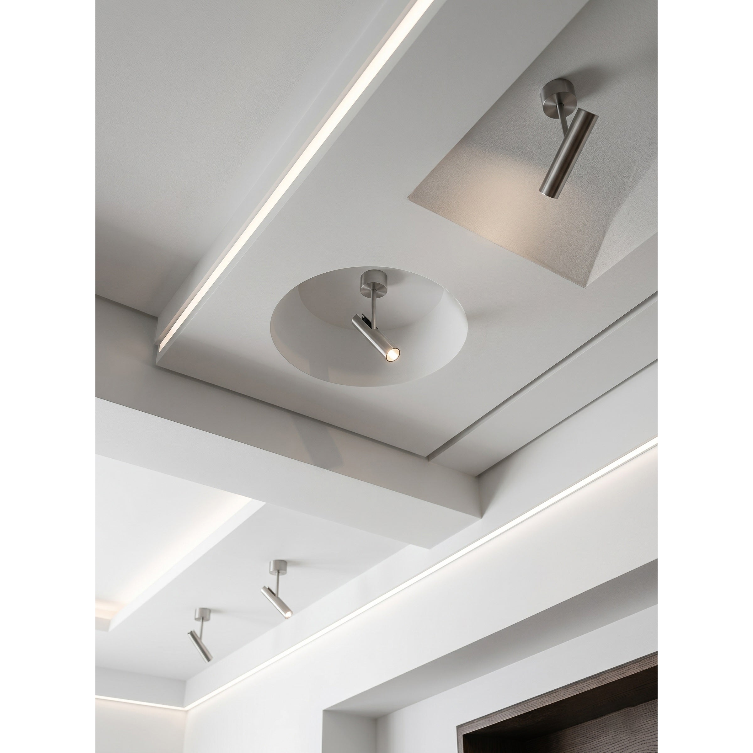 Mib Short Surface-Mounted Spotlight