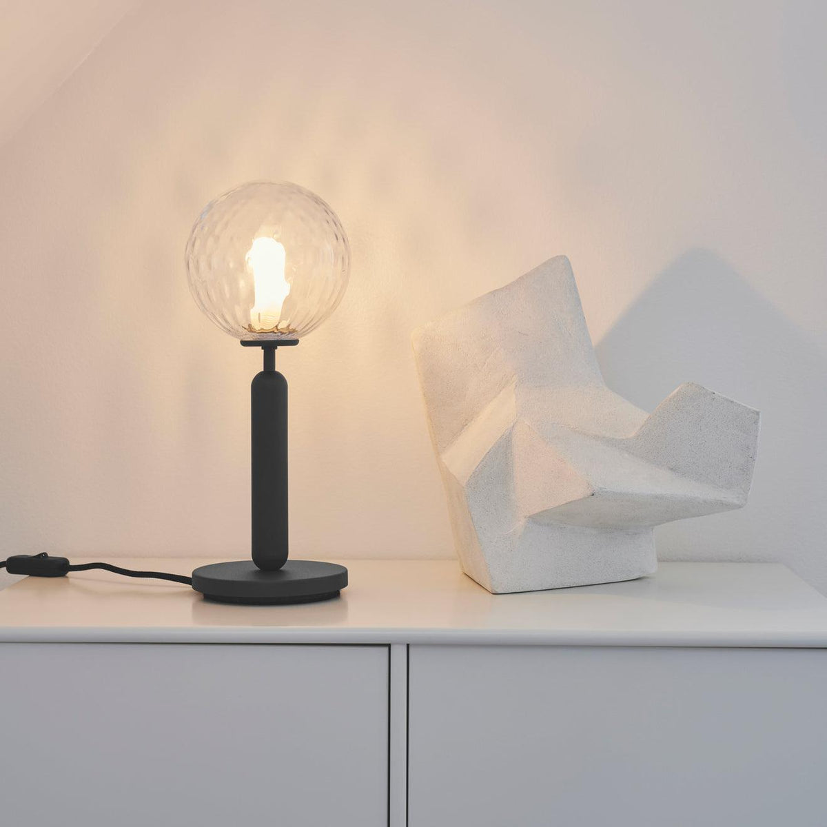 Eirelielle Minimalist Glass Table Lamp
