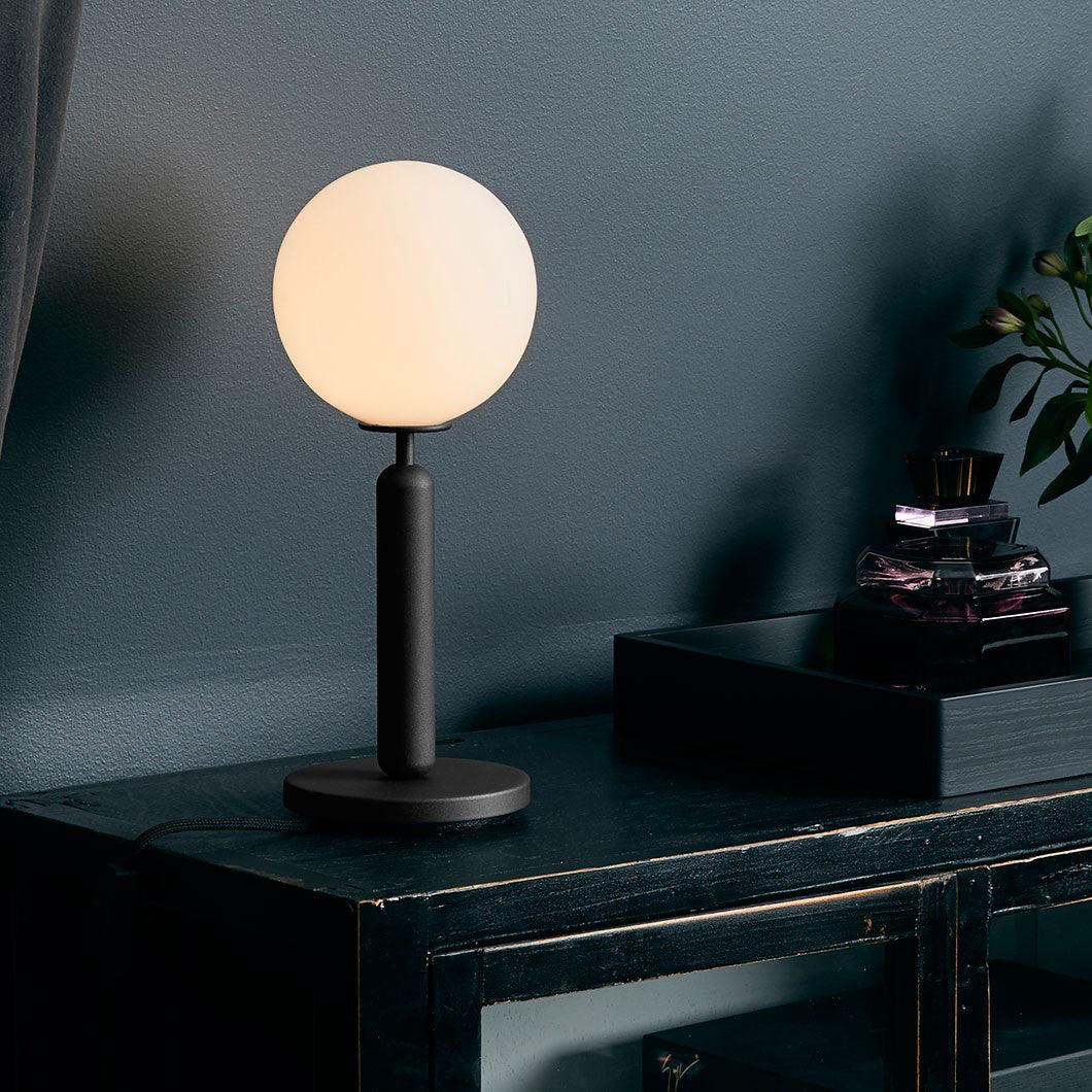 Eirelielle Minimalist Glass Table Lamp