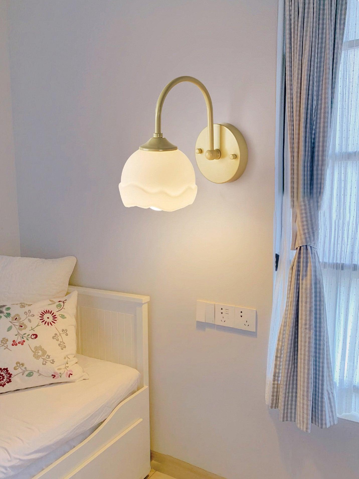 Velorenne Glass Elegant Wall Lamp