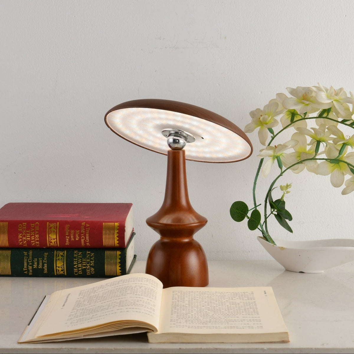 Orbis Vintage Wood Table Lamp