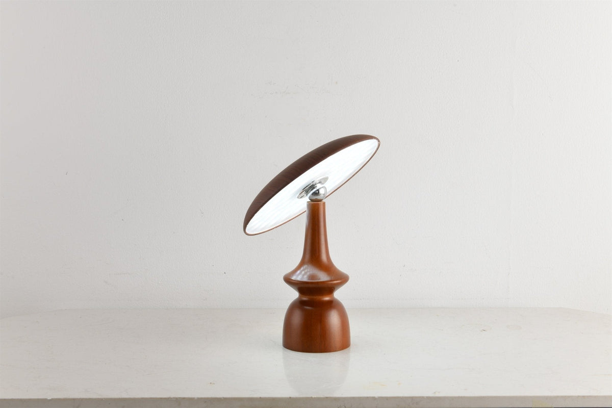 Orbis Vintage Wood Table Lamp
