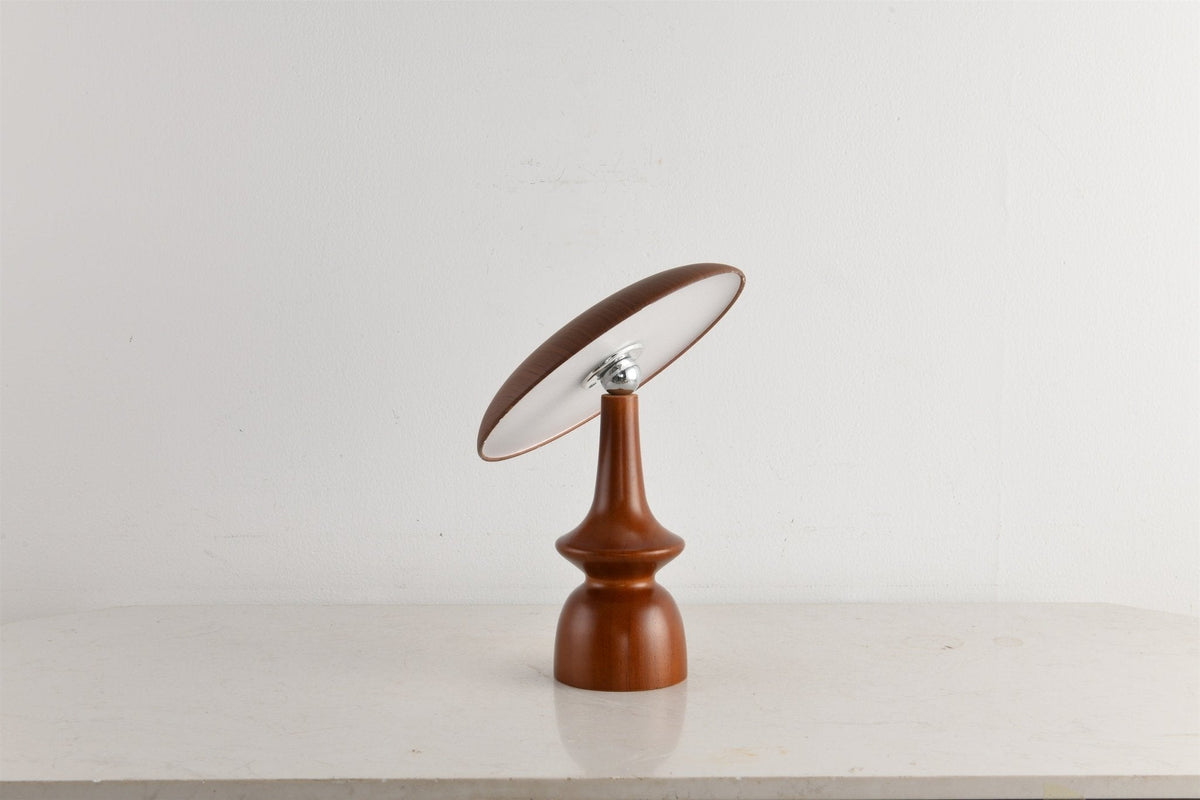 Orbis Vintage Wood Table Lamp