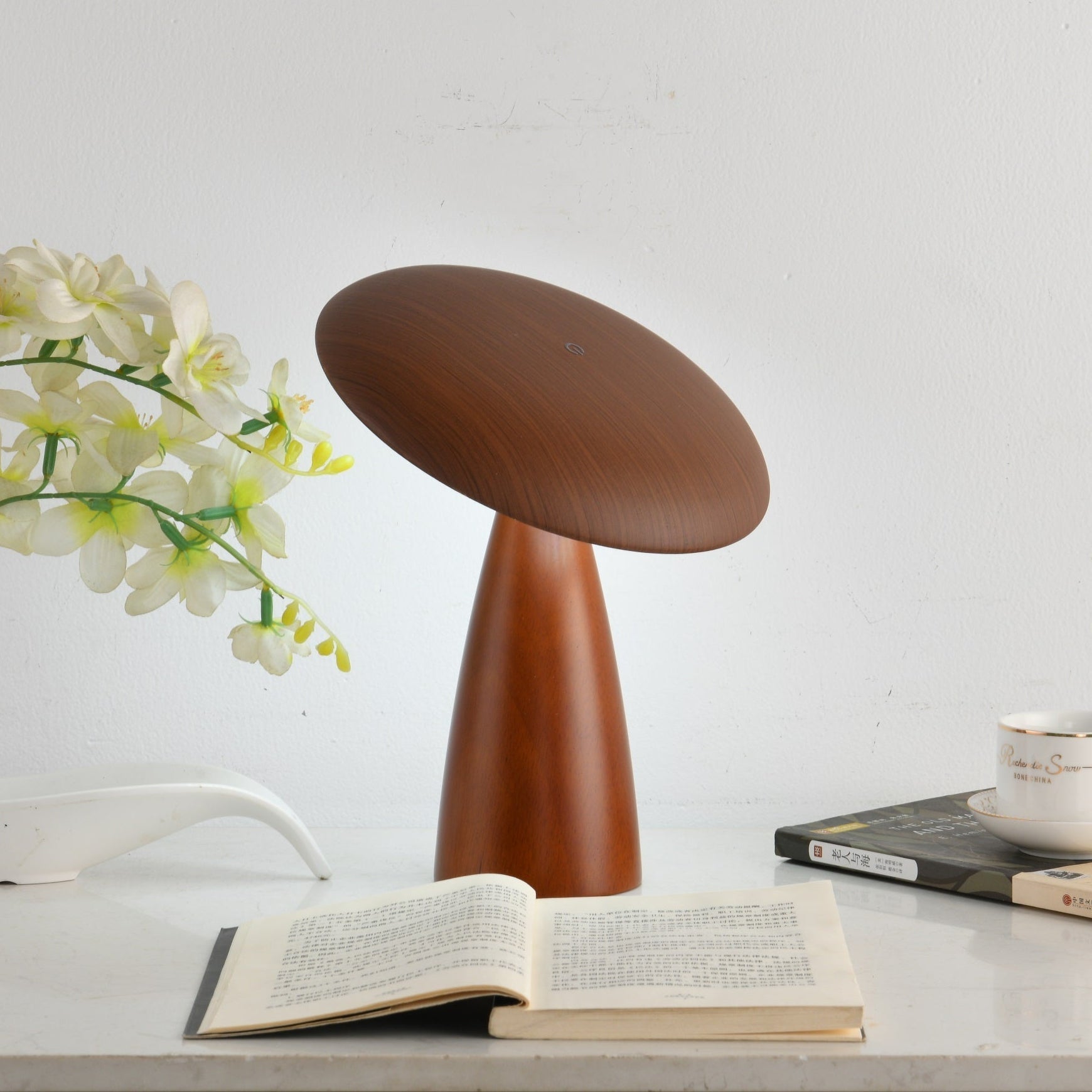 Orbis Vintage Wood Table Lamp
