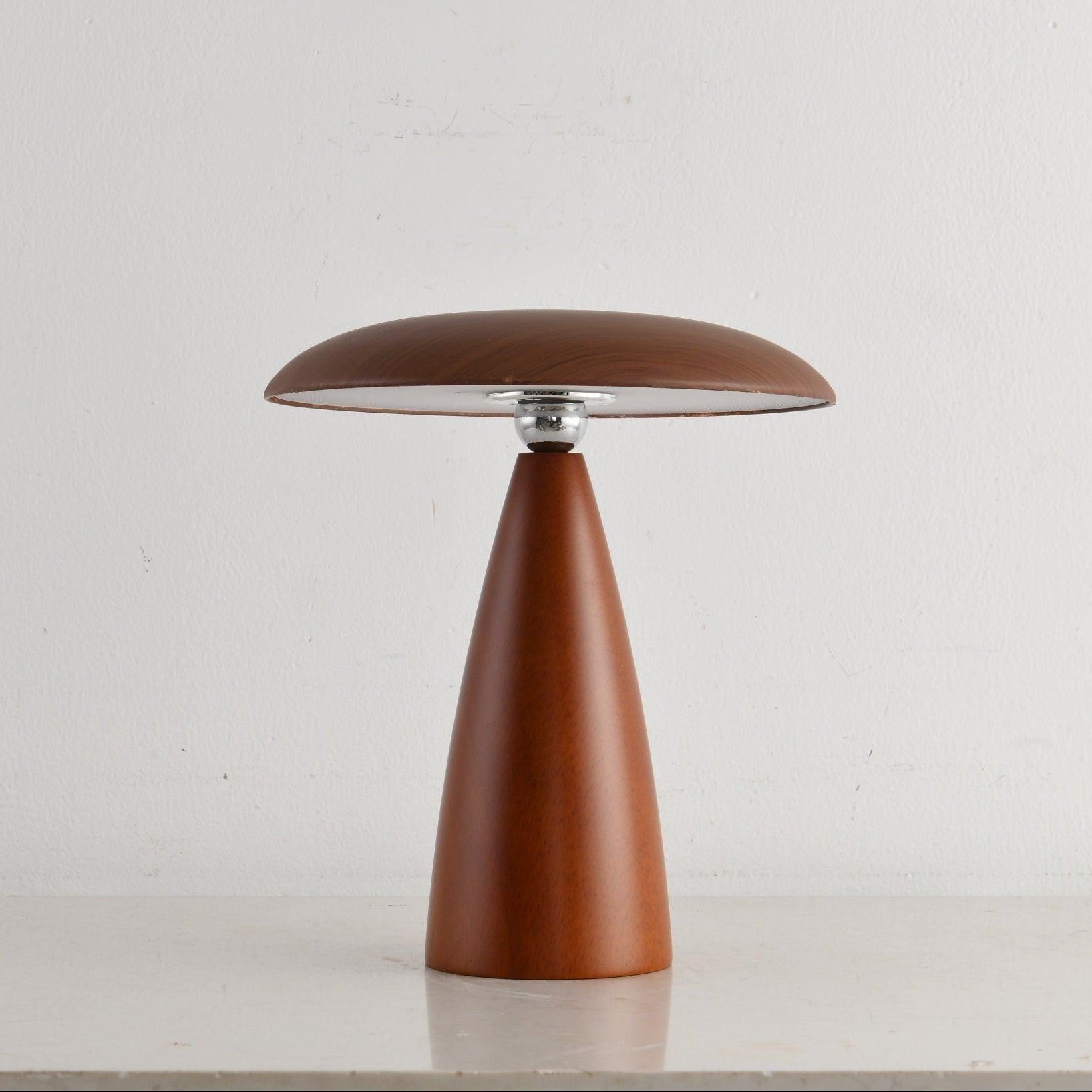 Orbis Vintage Wood Table Lamp