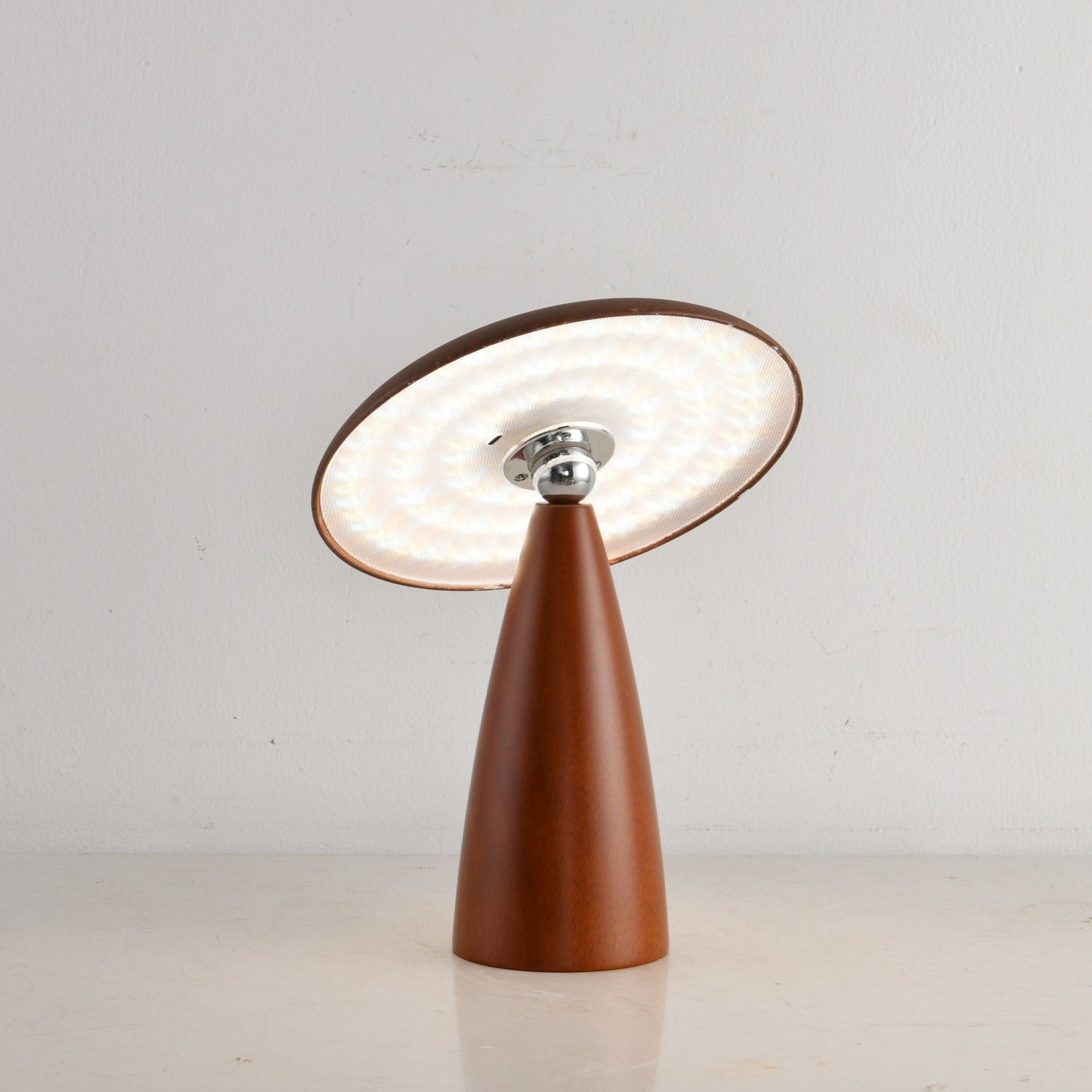 Orbis Vintage Wood Table Lamp