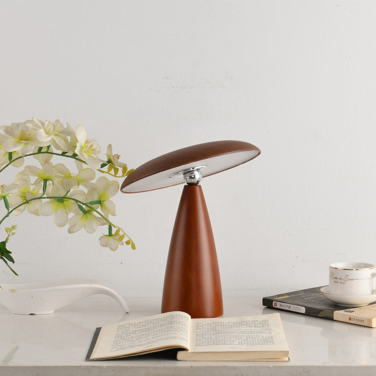 Orbis Vintage Wood Table Lamp