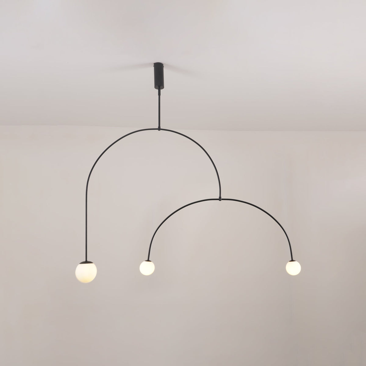 Viraiseon Chandelier Mobile Black Minimalist