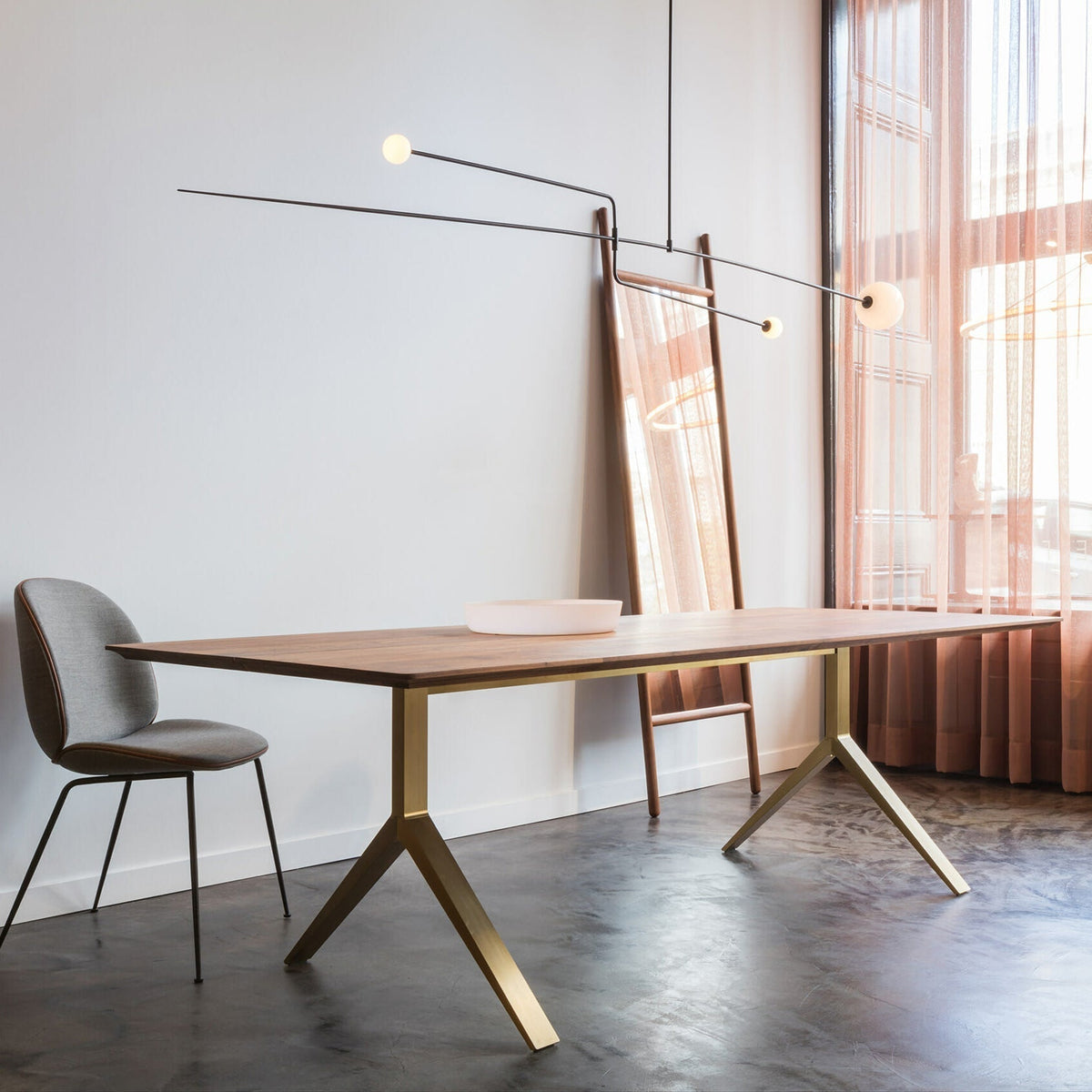 Viraiseon Chandelier Mobile Black Minimalist