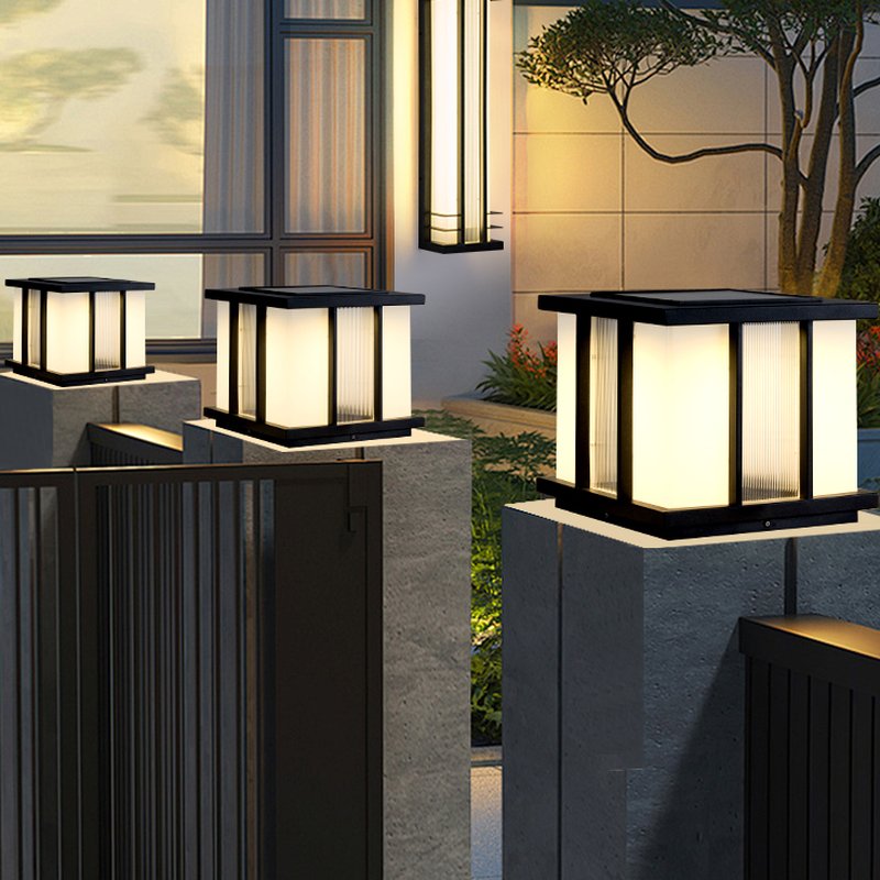 Rild Modern Cube Glass Solar Outdoor Light