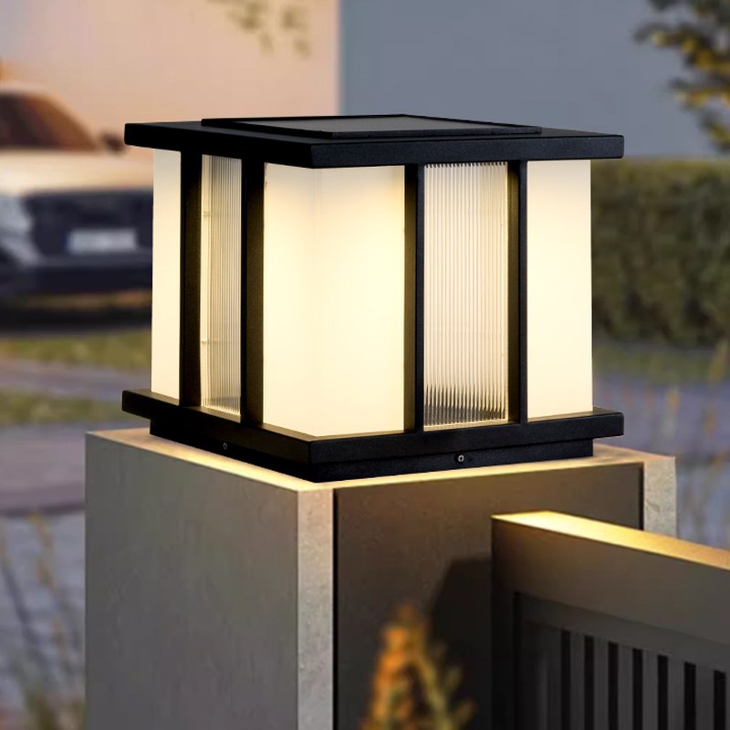 Rild Modern Cube Glass Solar Outdoor Light