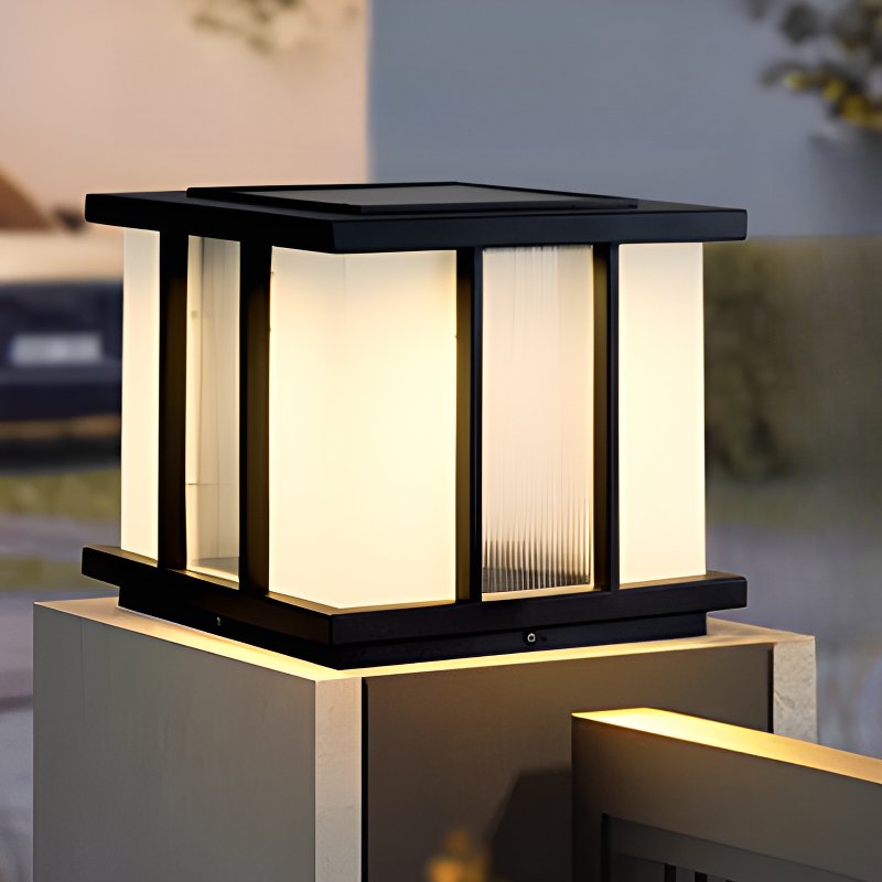 Rild Modern Cube Glass Solar Outdoor Light
