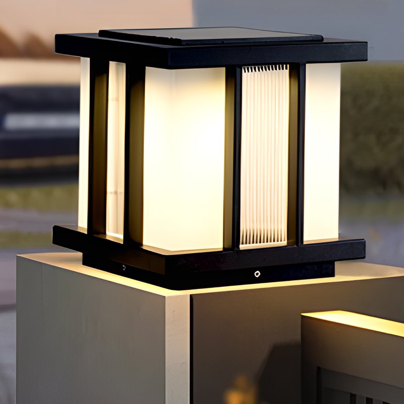 Rild Modern Cube Glass Solar Outdoor Light