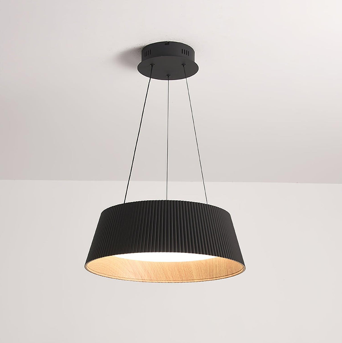 Eru Classic Minimalistic Pendant Light