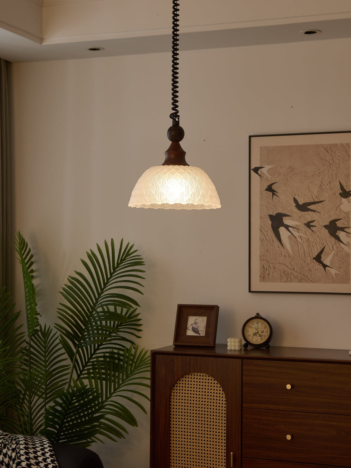 Nydoreth Elegance Vintage Art Wood Pendant Lamp