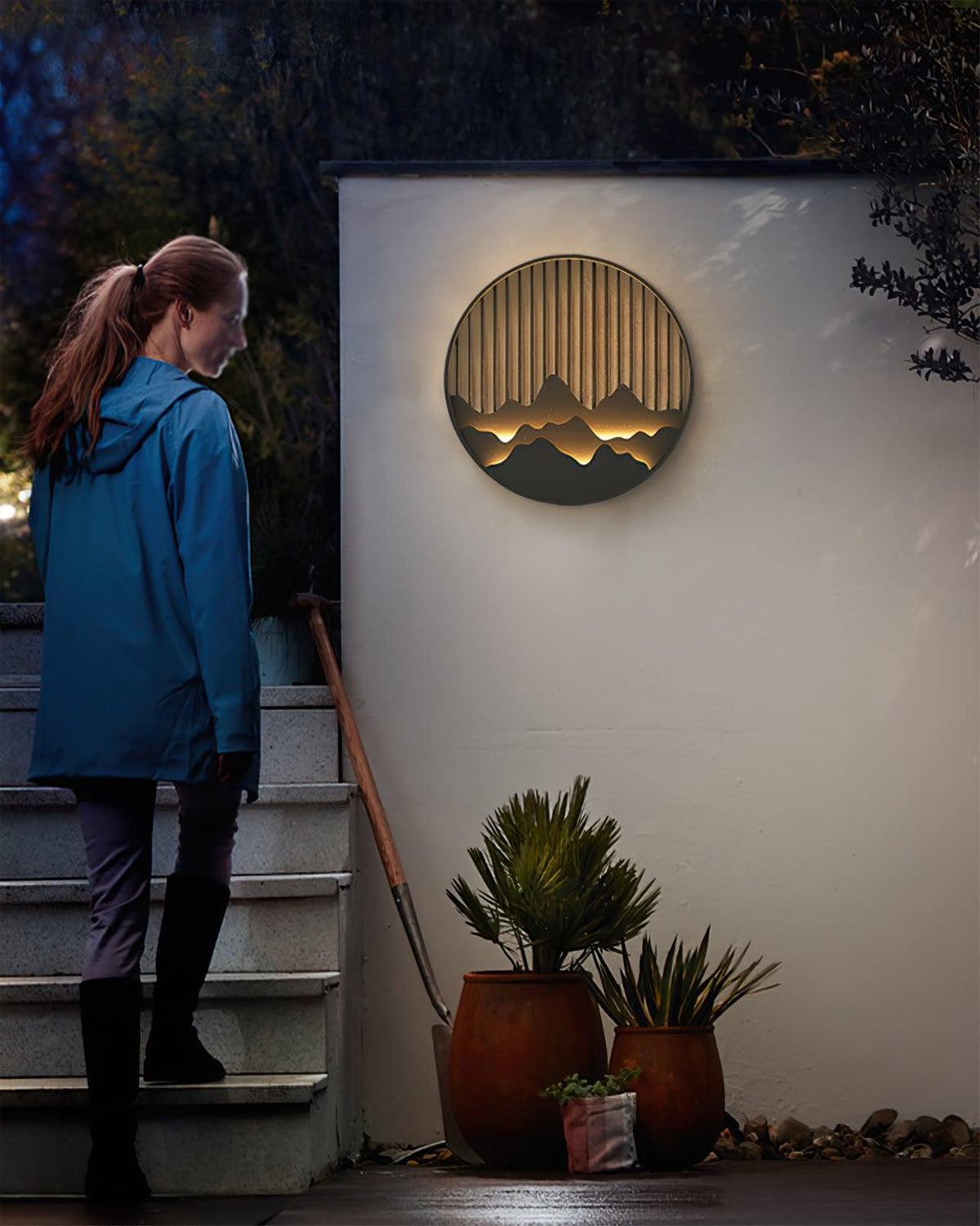 Sumi Mountain Circular Wall Light