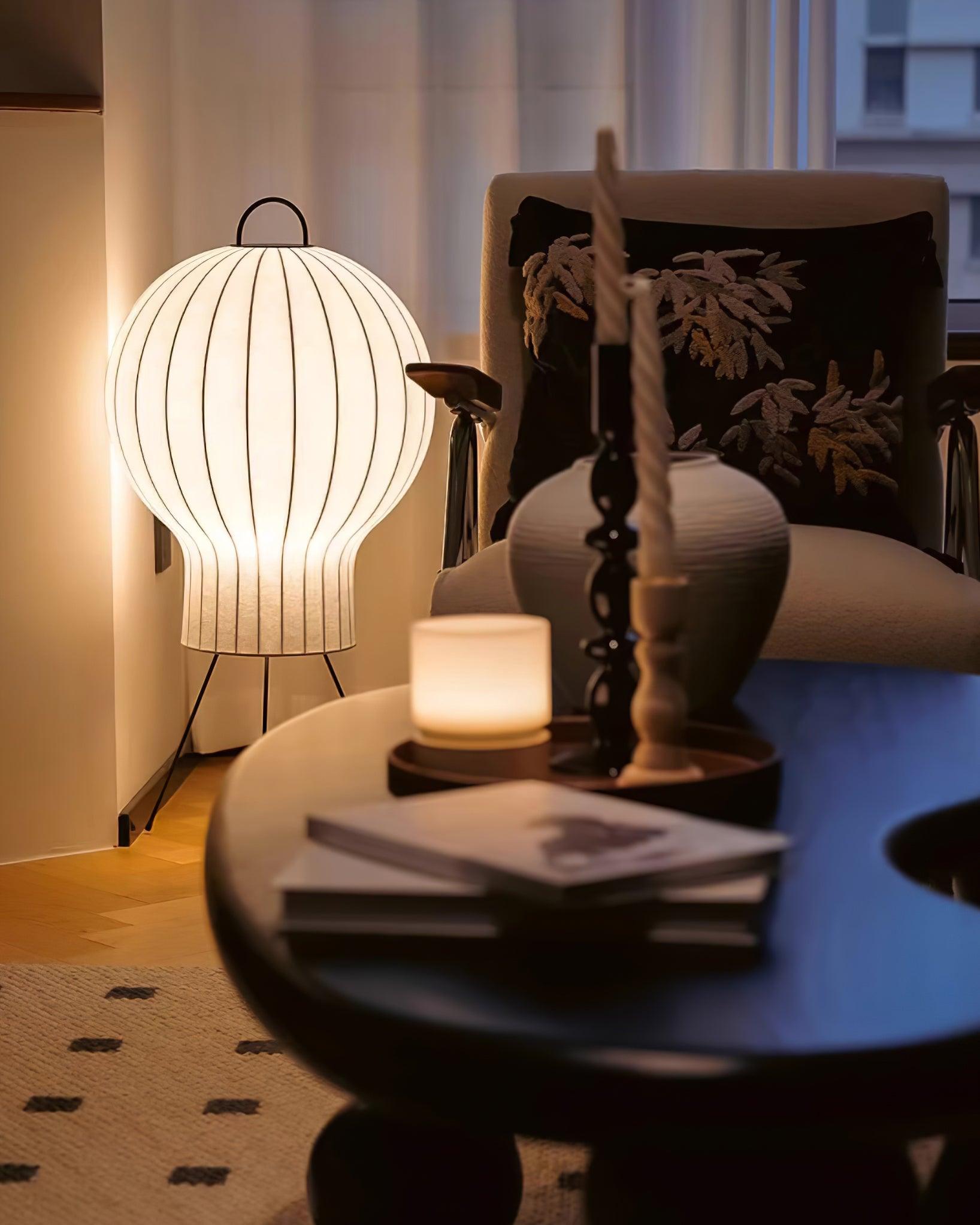 Balloon Minimalist Silk Floor lamp