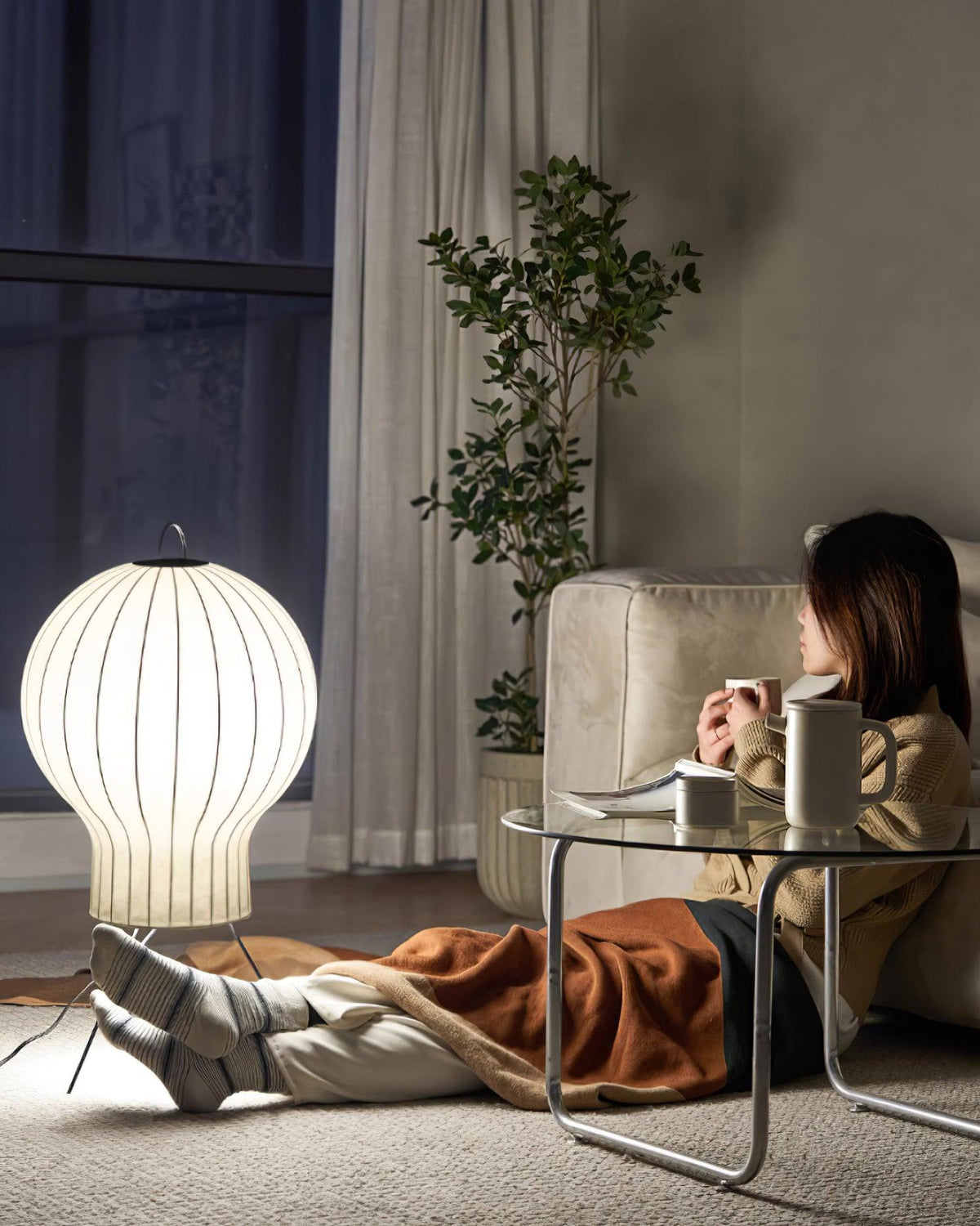 Balloon Minimalist Silk Floor lamp