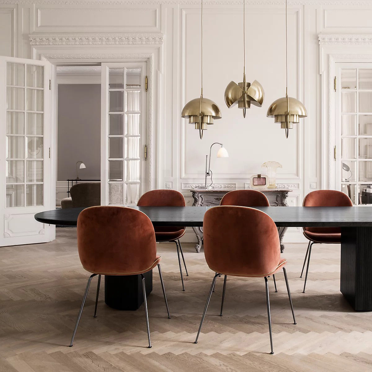 Lustra Pendant Lamp Deformed Ball Golden - Neutral Decor