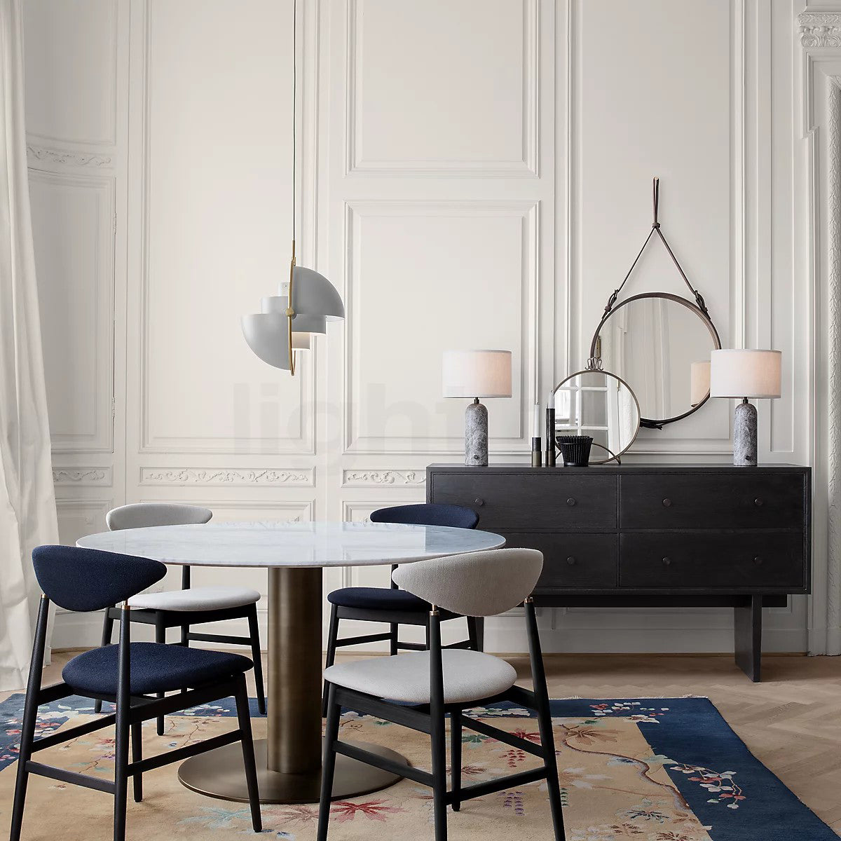 Lustra Pendant Lamp Deformed Ball Golden - Neutral Decor