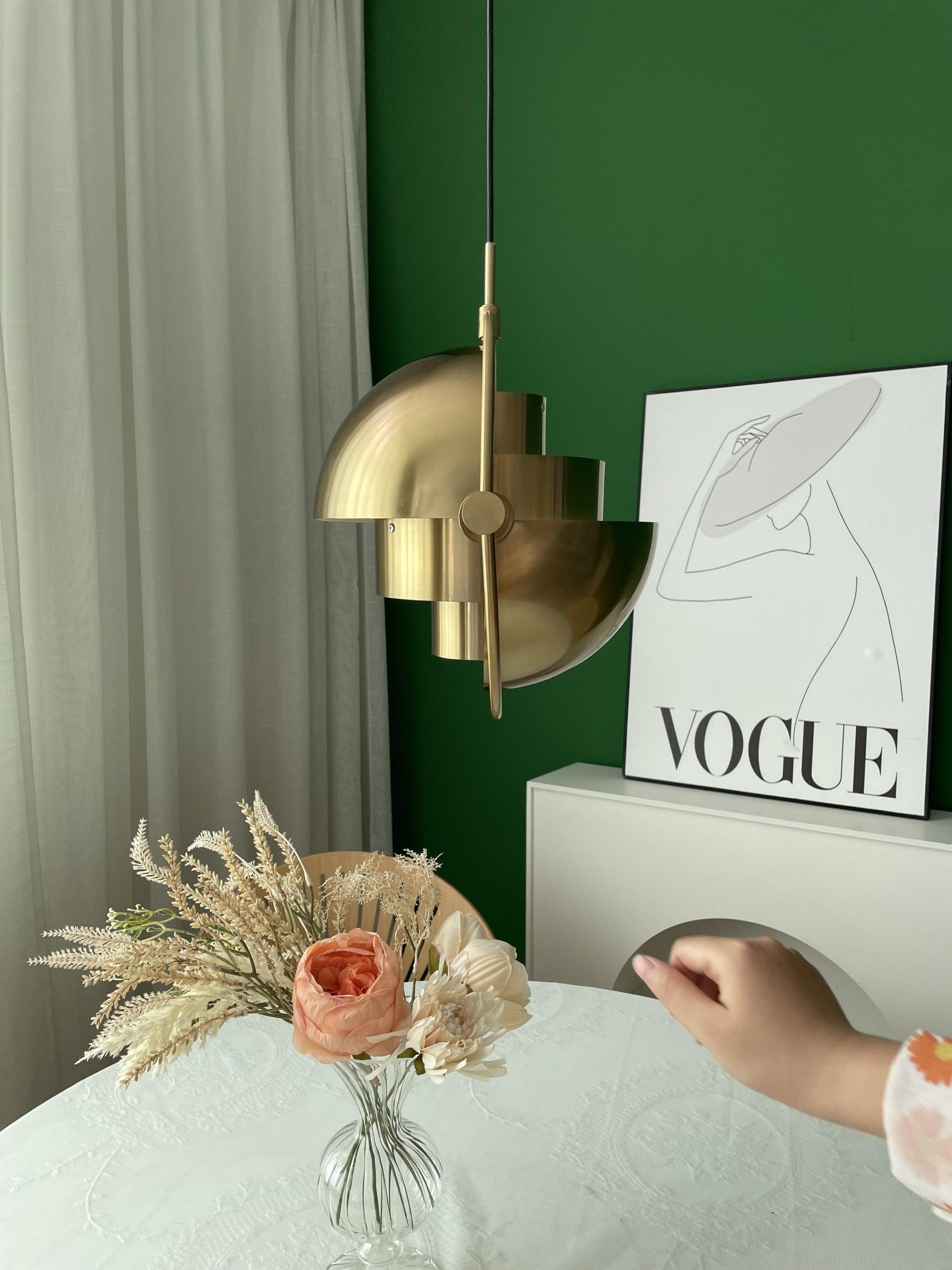 Lustra Pendant Lamp Deformed Ball Golden - Neutral Decor