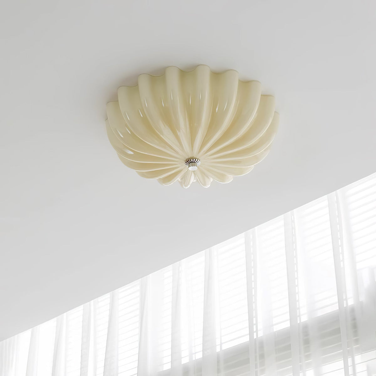 Urelis Ceiling Lamp Murano Blown Glass Shell Inspired