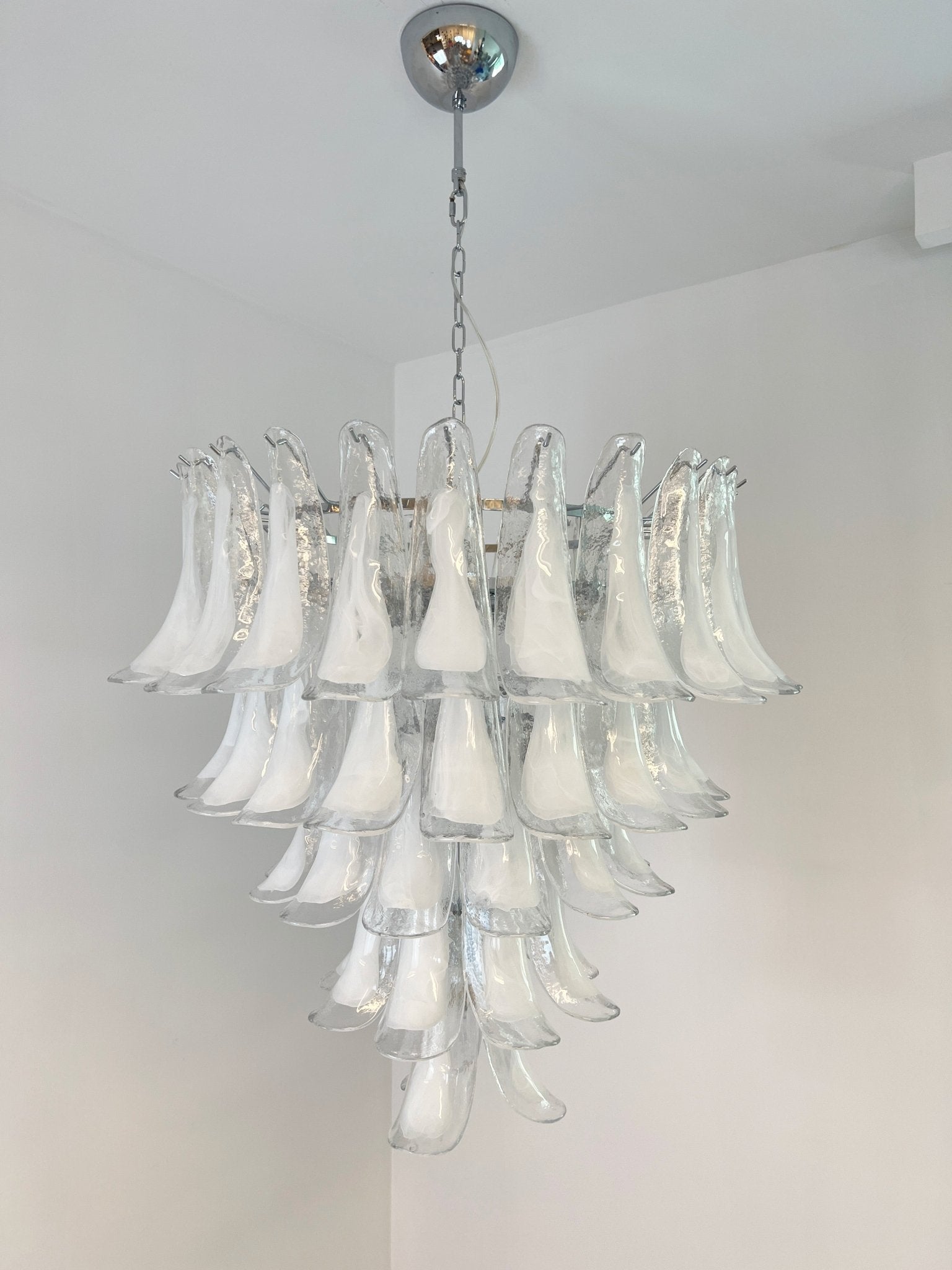 Eiroian Chandelier Clear Murano Glass Petal Vintage