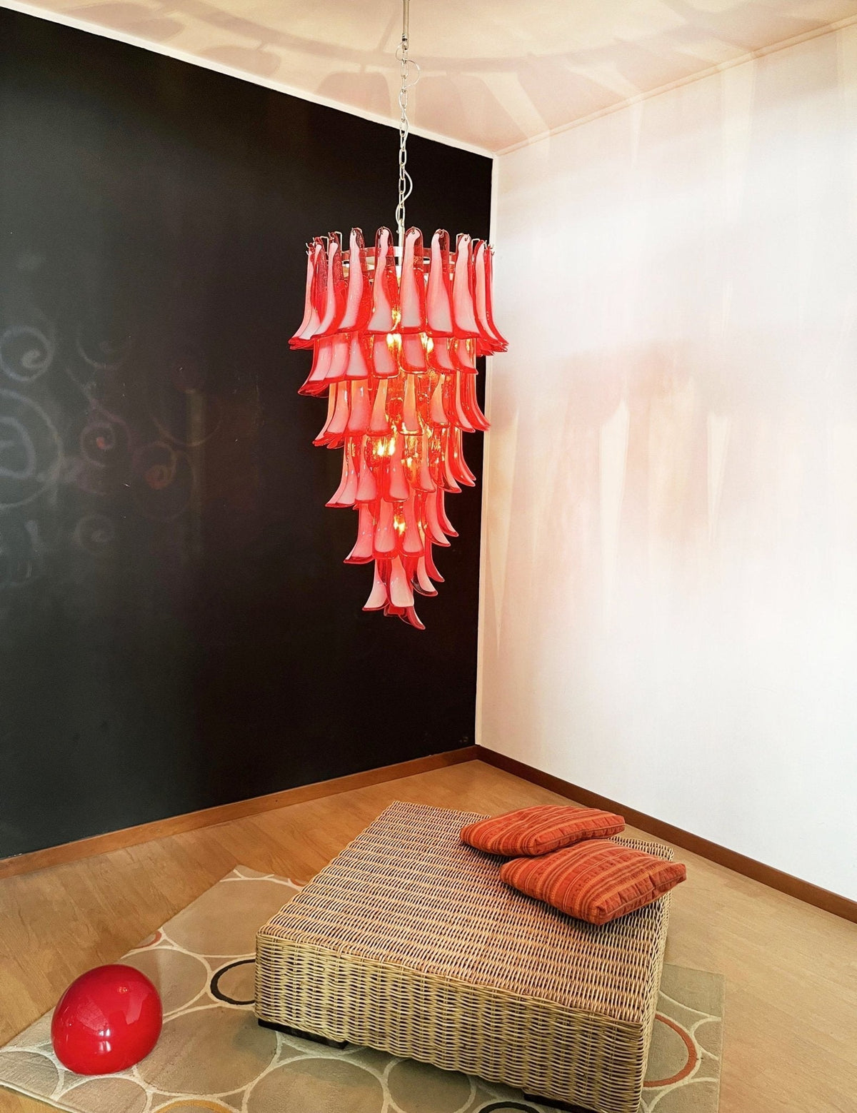 Viraisira Chandelier Red White Murano Spiral Petals