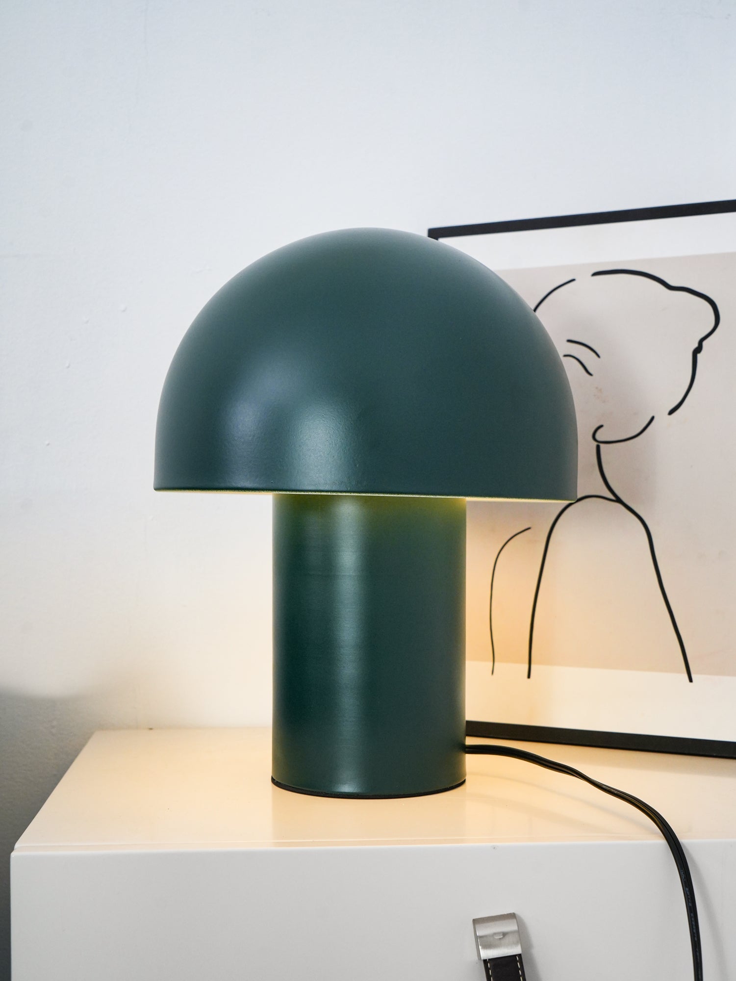 Urathen Retro Table Lamp