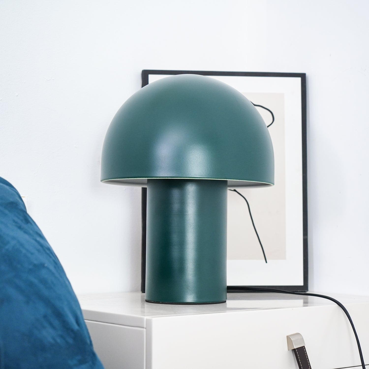 Urathen Retro Table Lamp