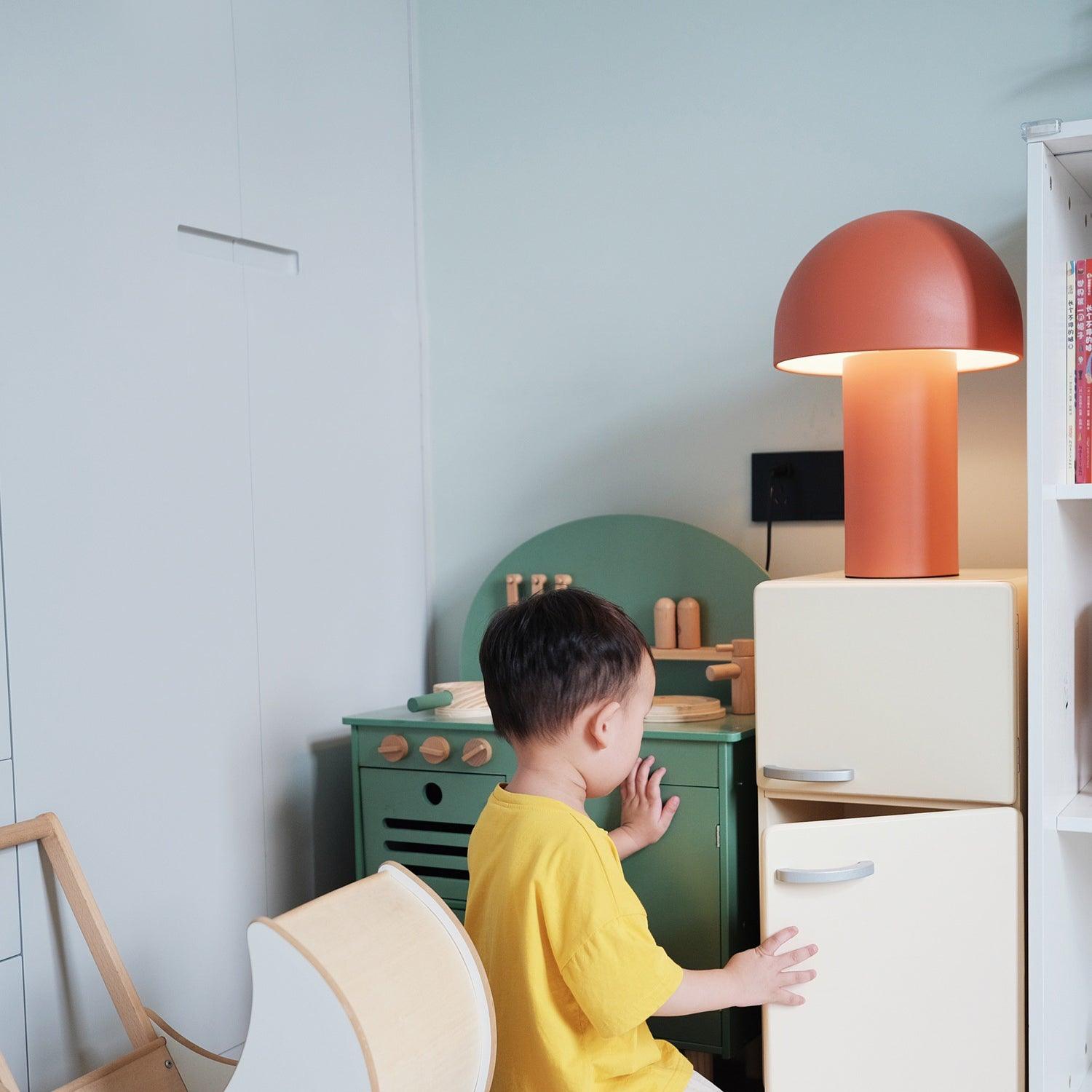 Urathen Retro Table Lamp