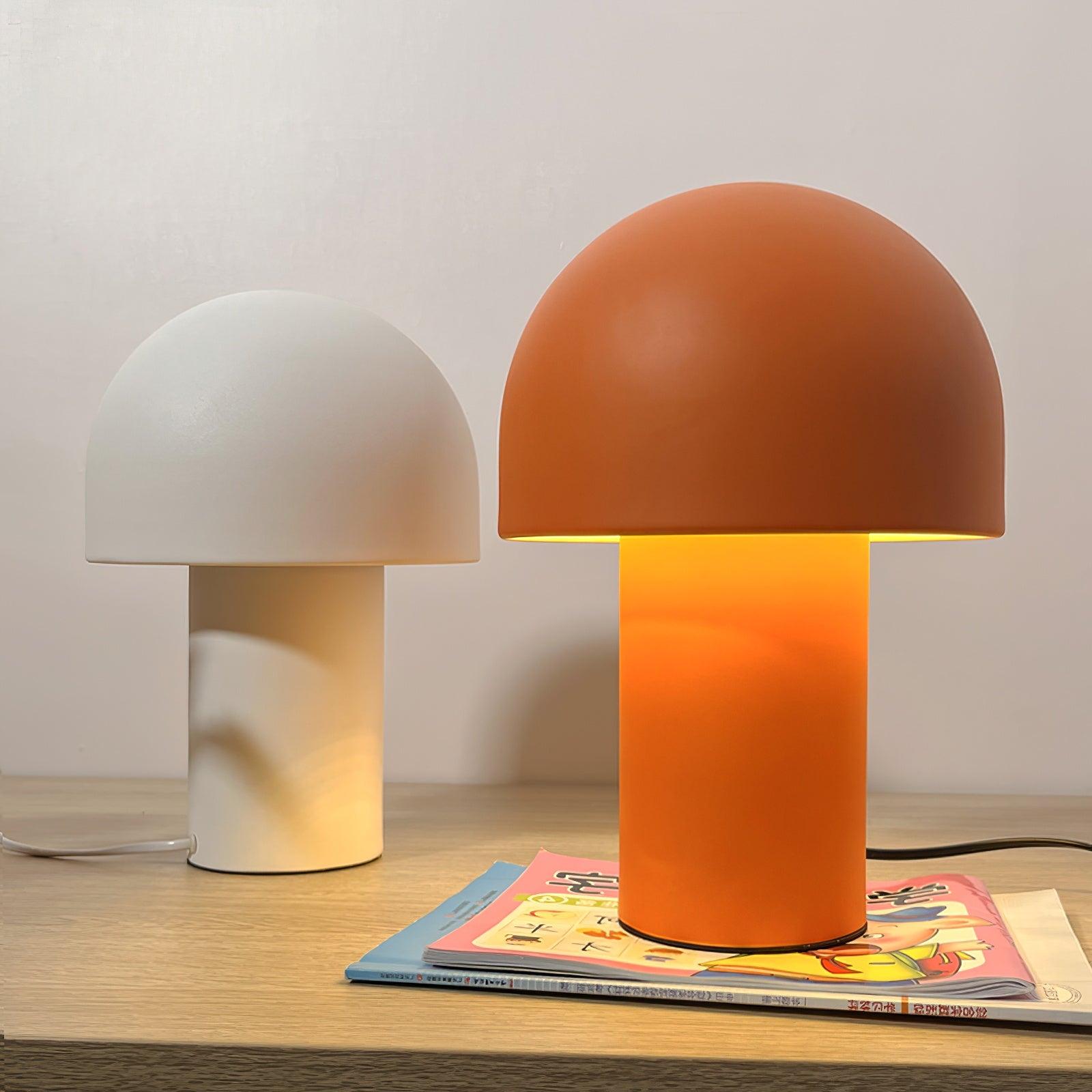Urathen Retro Table Lamp