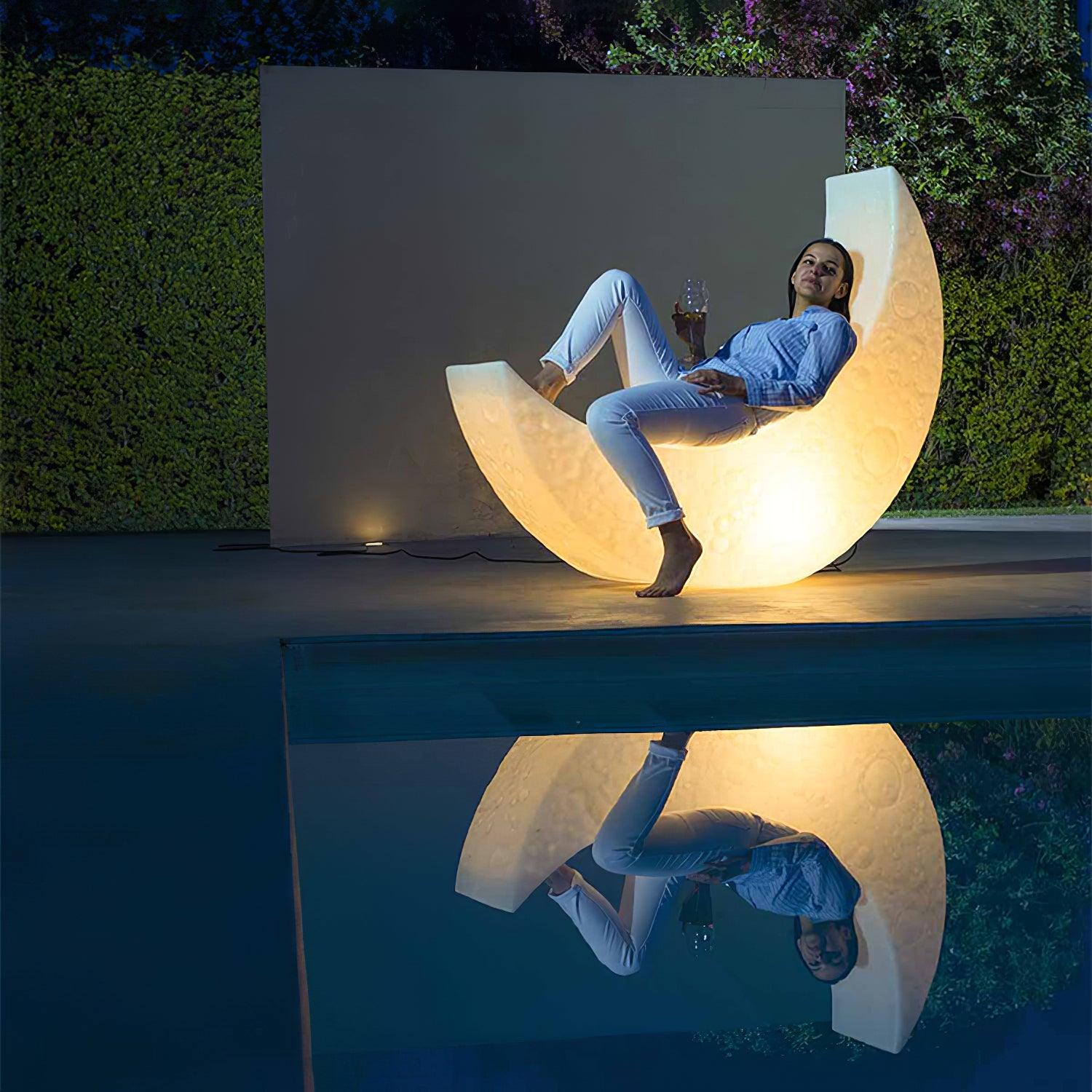 Zetheor Crescent Moon Resin Floor Lamp