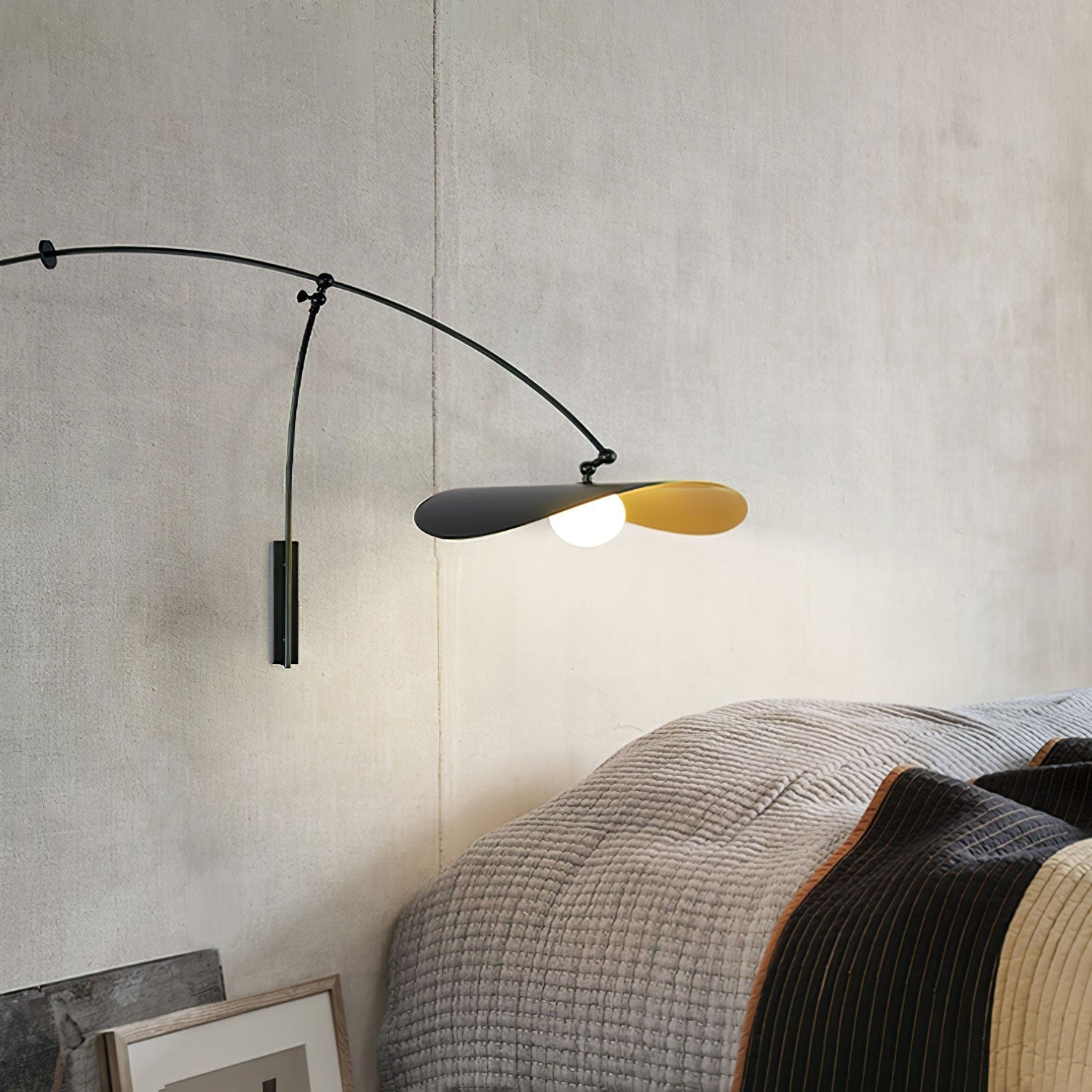 Tirove Glass Minimalist  Wall Lamp
