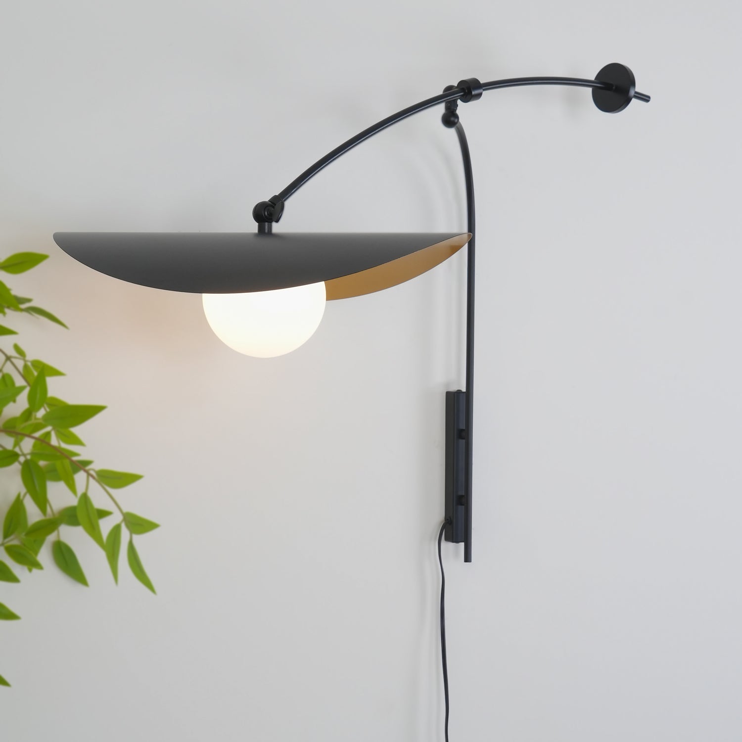 Tirove Glass Minimalist  Wall Lamp