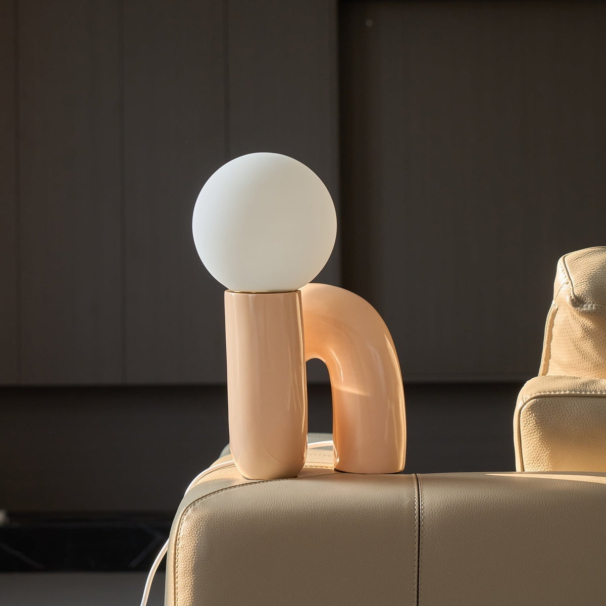 Soreeon Lamp Playful N Shape All White