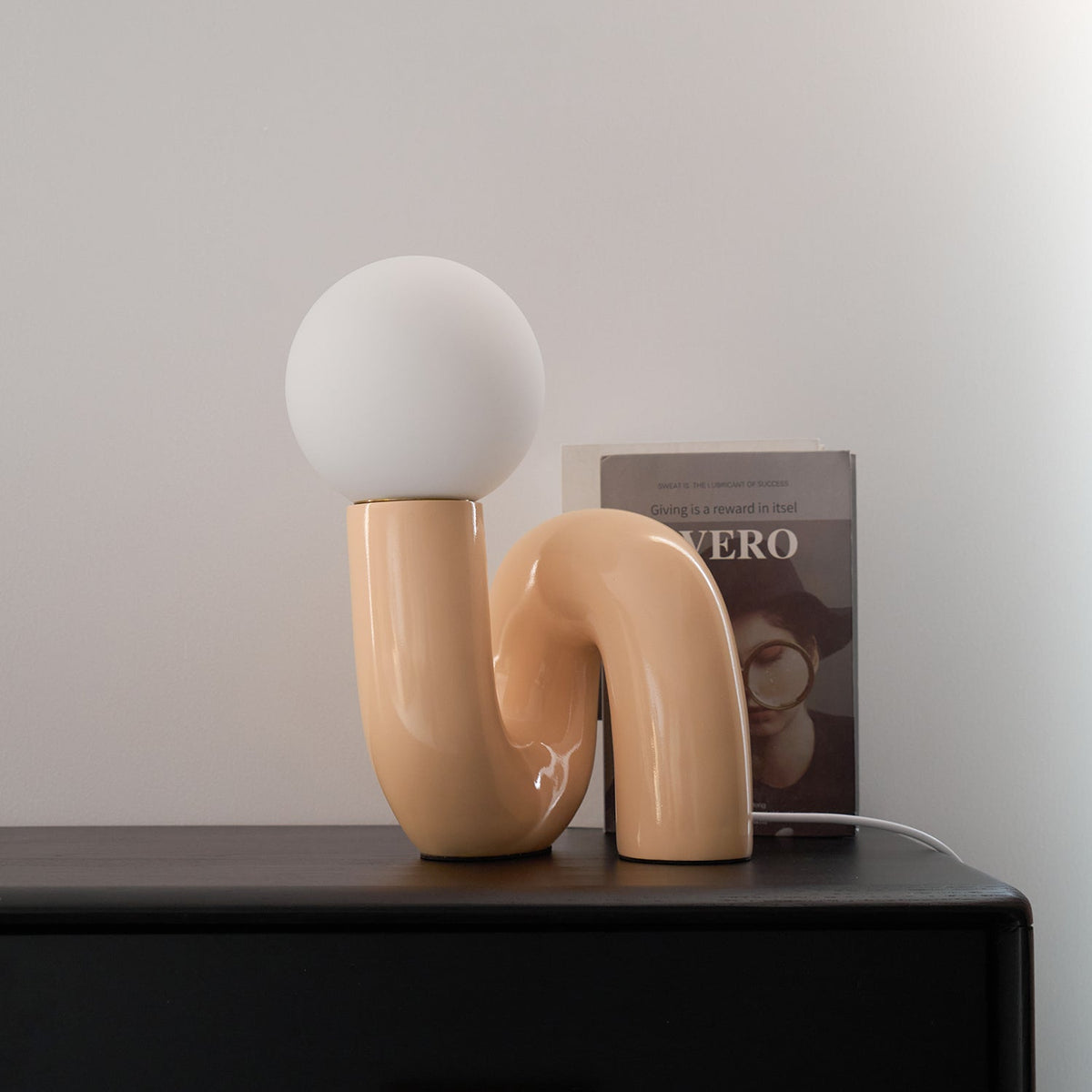 Soreeon Lamp Playful N Shape All White