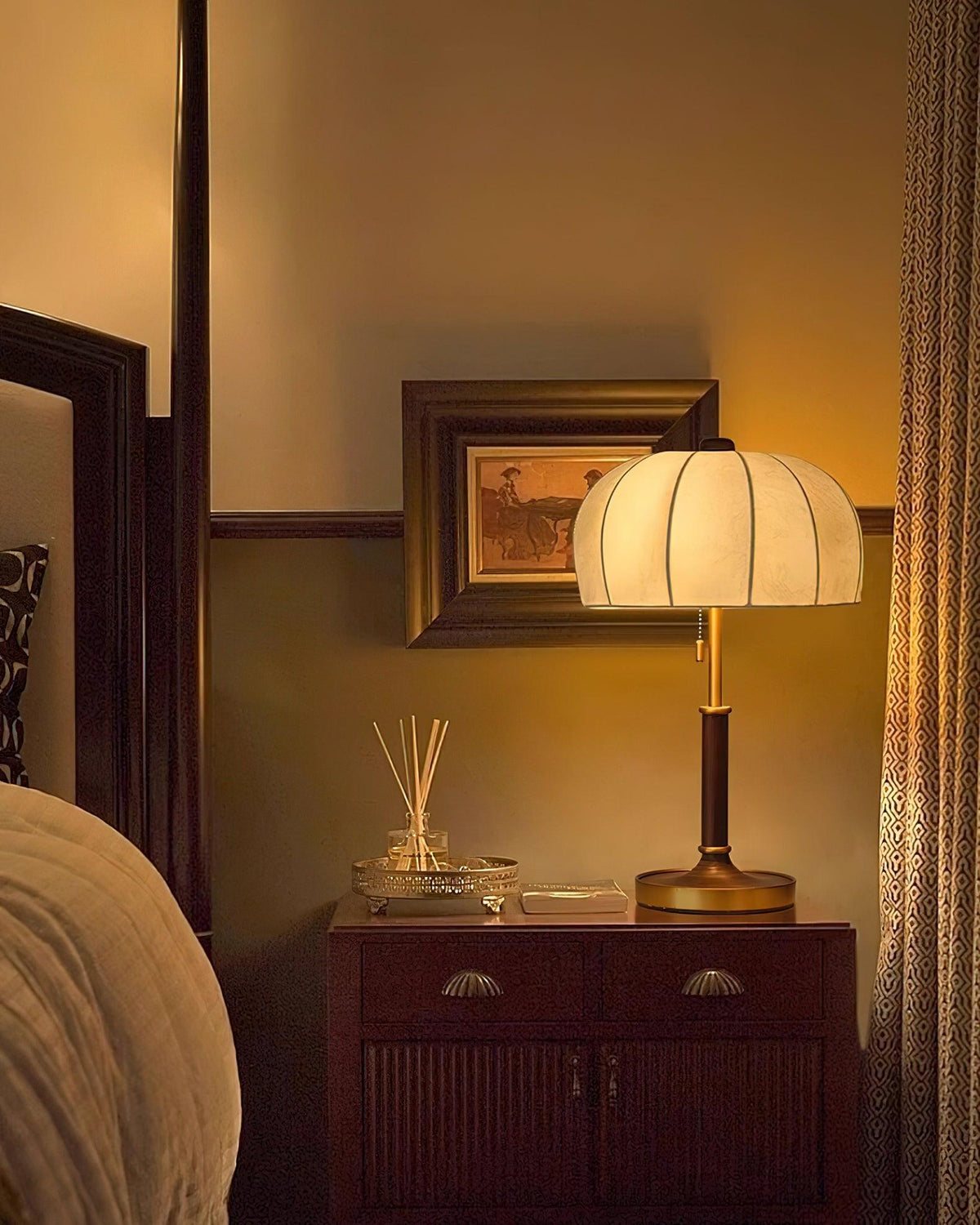 Nalemu Wood Fabric Retro Table Lamp
