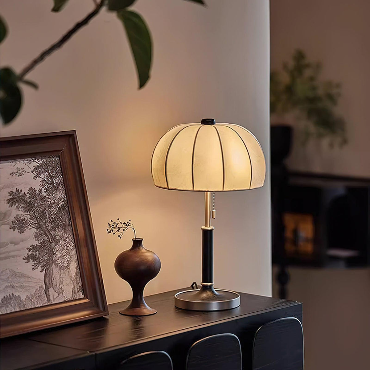 Nalemu Wood Fabric Retro Table Lamp
