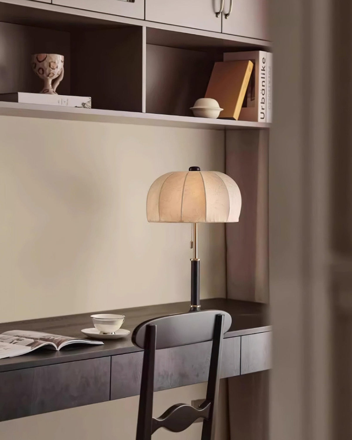 Nalemu Wood Fabric Retro Table Lamp