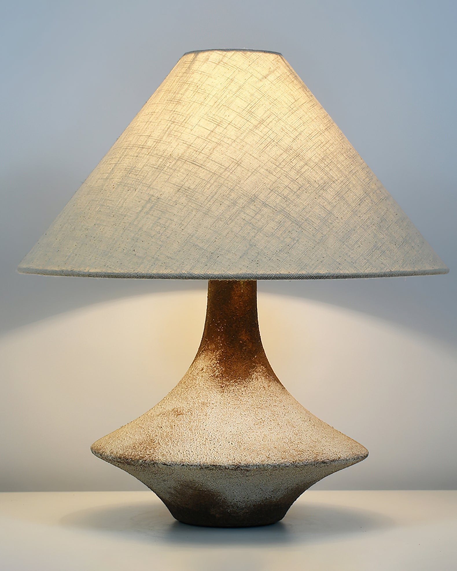 Navoer Fabric Artistic Table Lamp