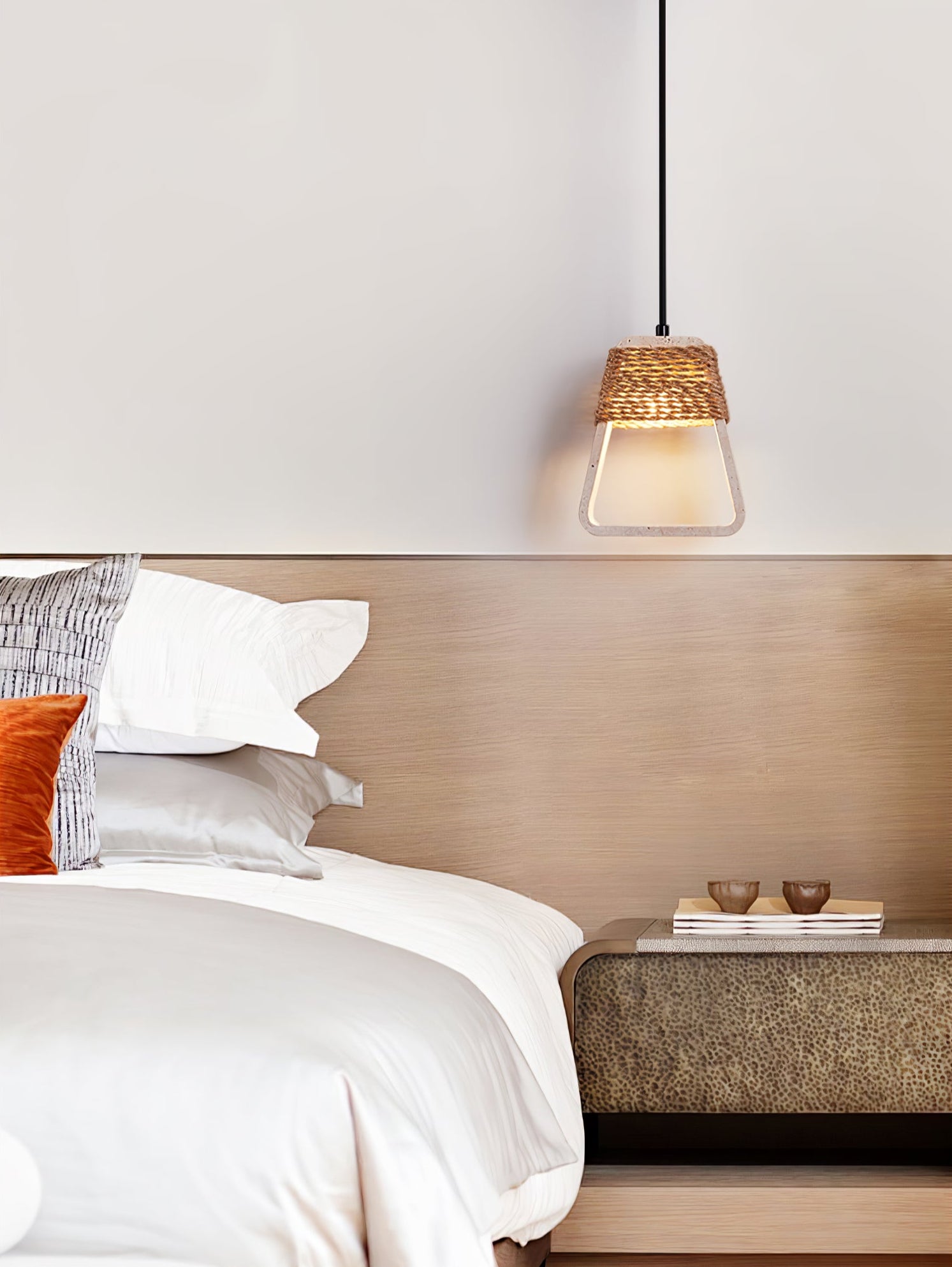 Lioren Pendant Light