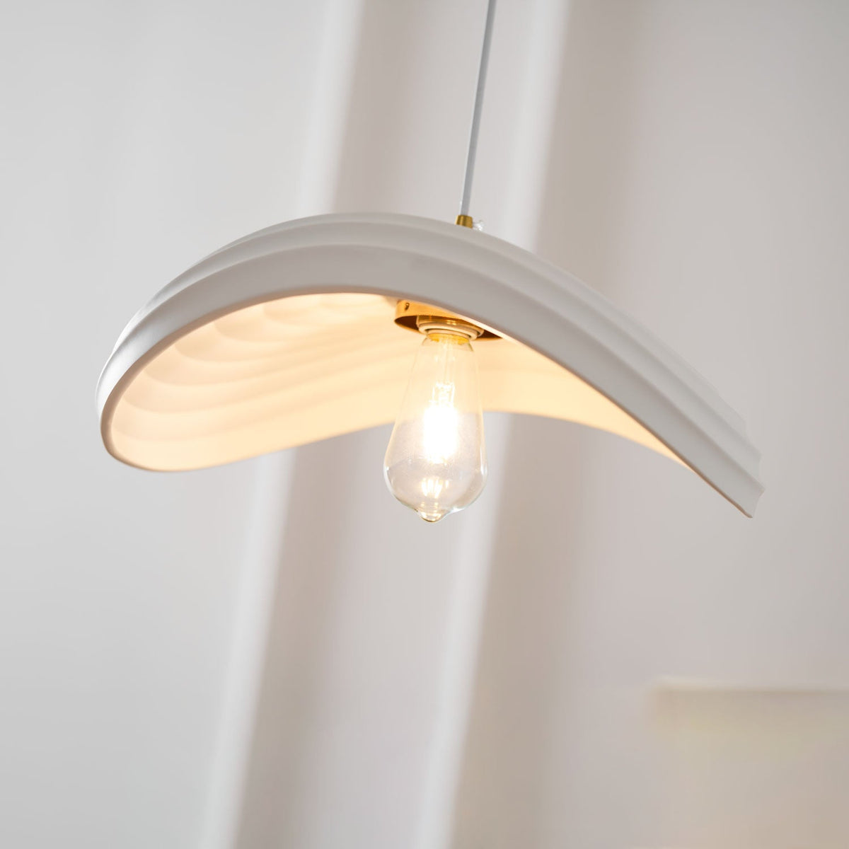 Lucaneria Modern Resin Pendant Light