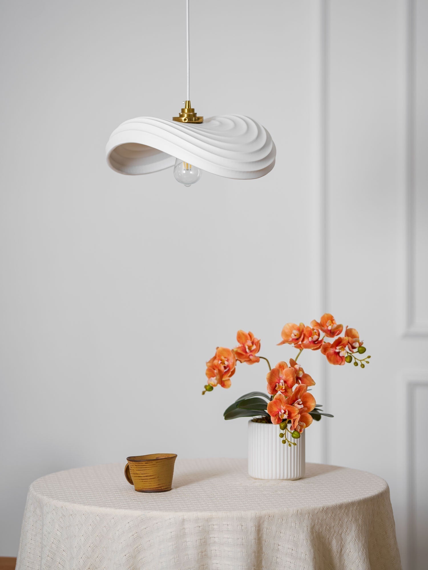 Lucaneria Modern Resin Pendant Light