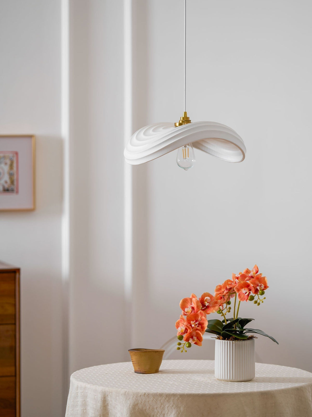 Lucaneria Modern Resin Pendant Light