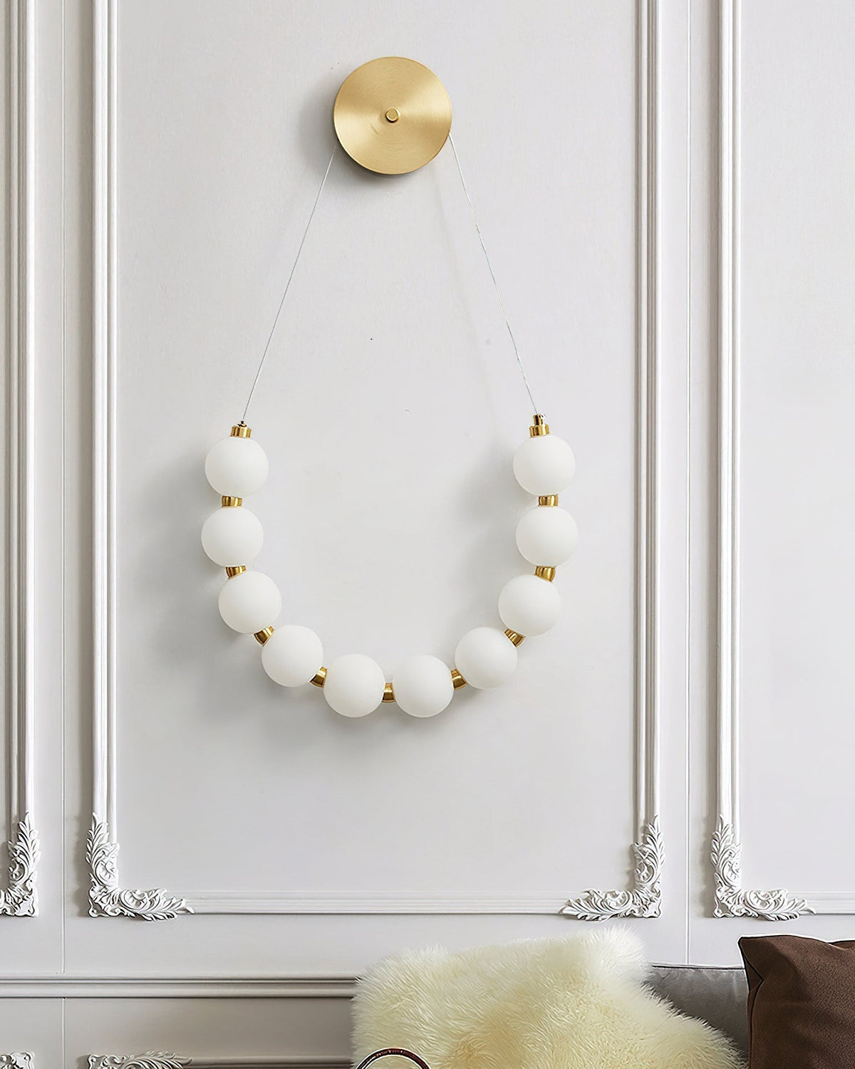 Ilirel Art Necklace Loop Brass Wall Lamp