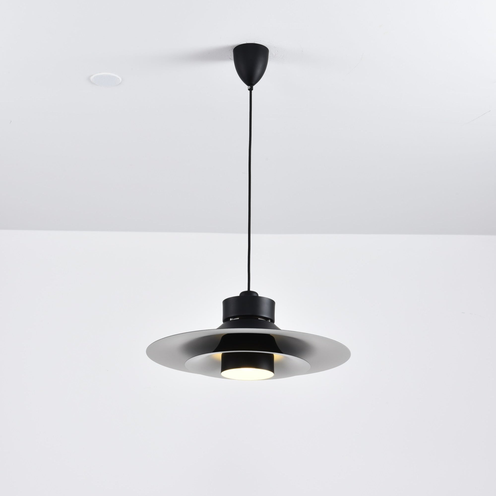 Rivivaya Minimalist Pendant Lamp