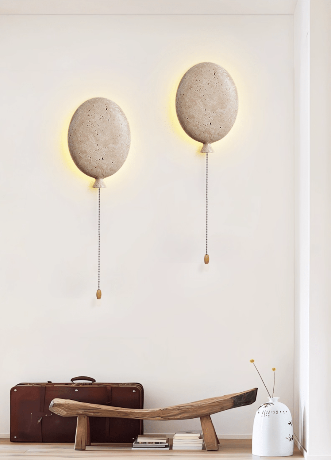 Tulf Balloon Wall Lamp