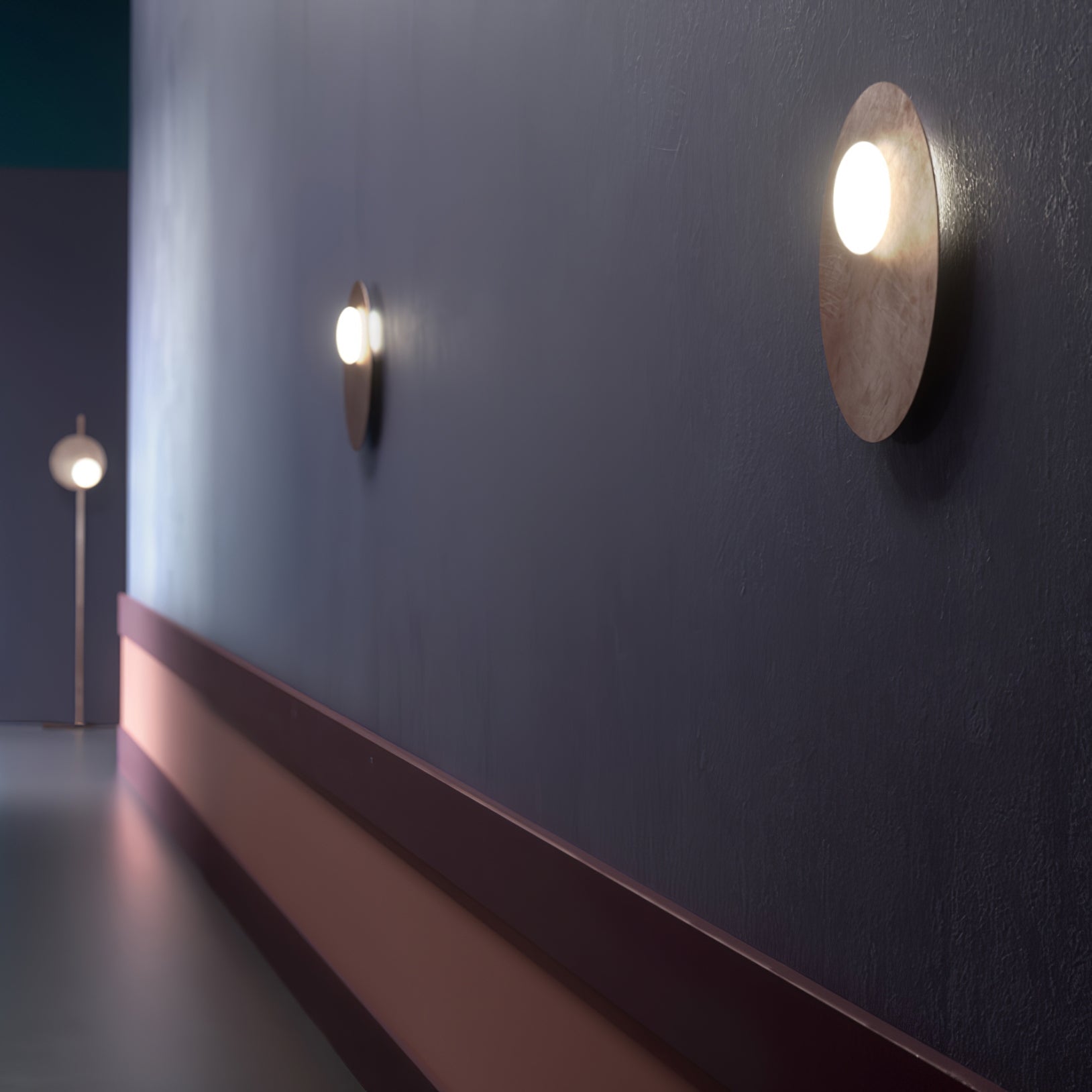 Ivsolion Modern Minimalist Angled Glass Sconce Wall lamp