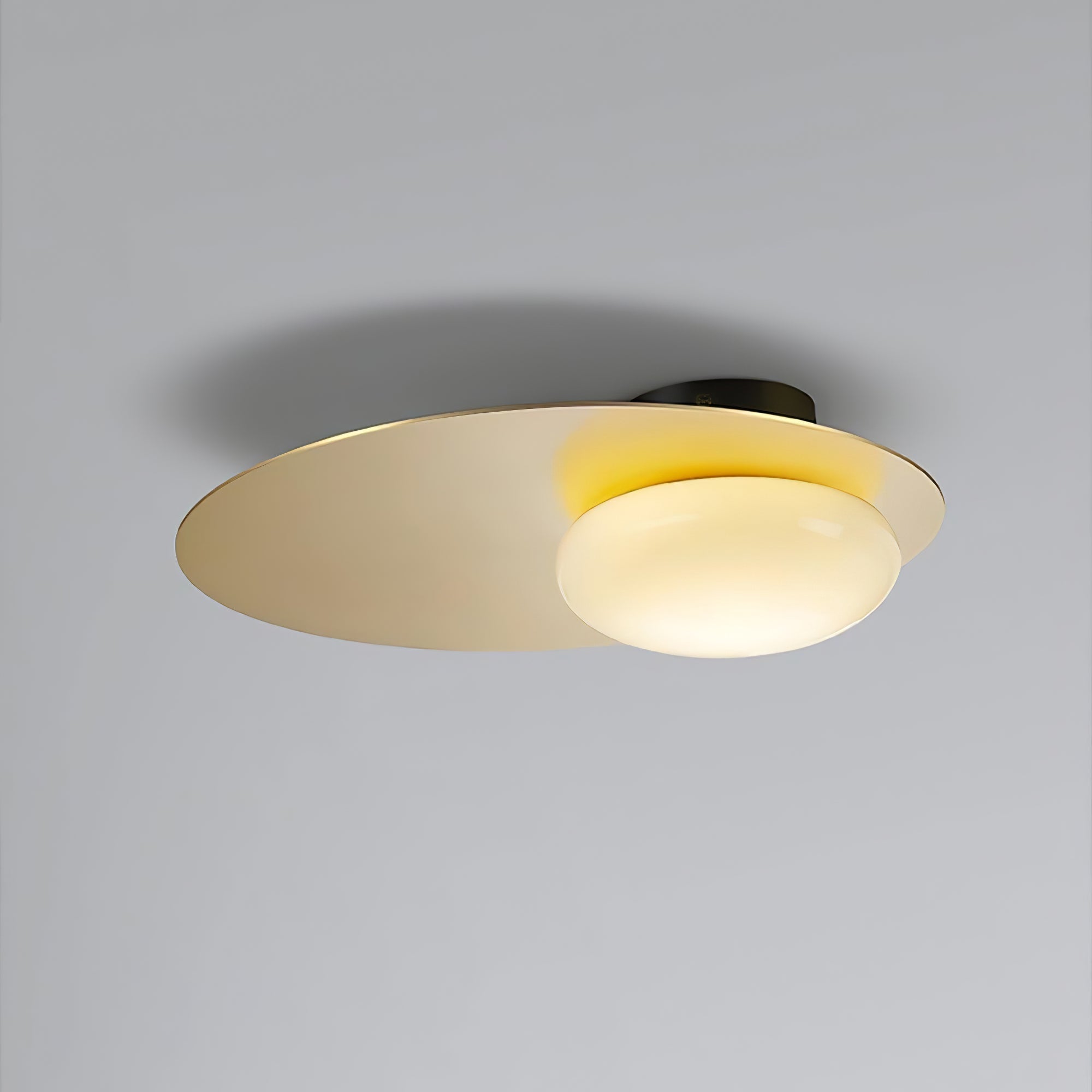 Ivsolion Modern Minimalist Angled Glass Sconce Wall lamp